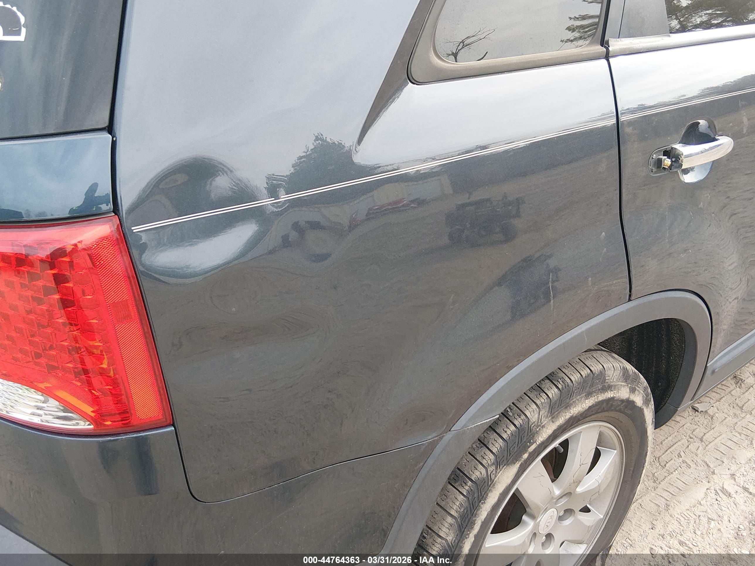 KIA SORENTO image 6