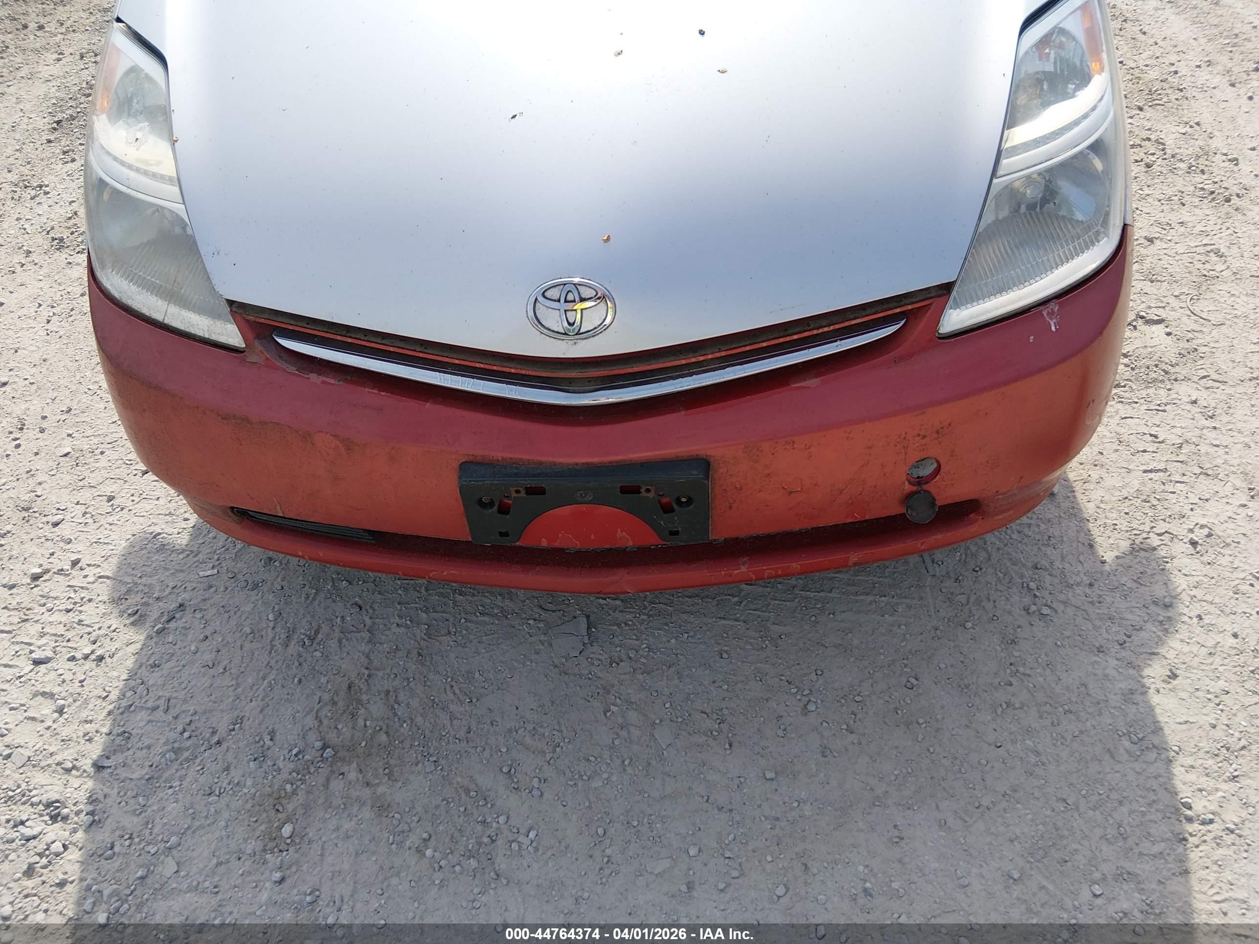 TOYOTA PRIUS image 6