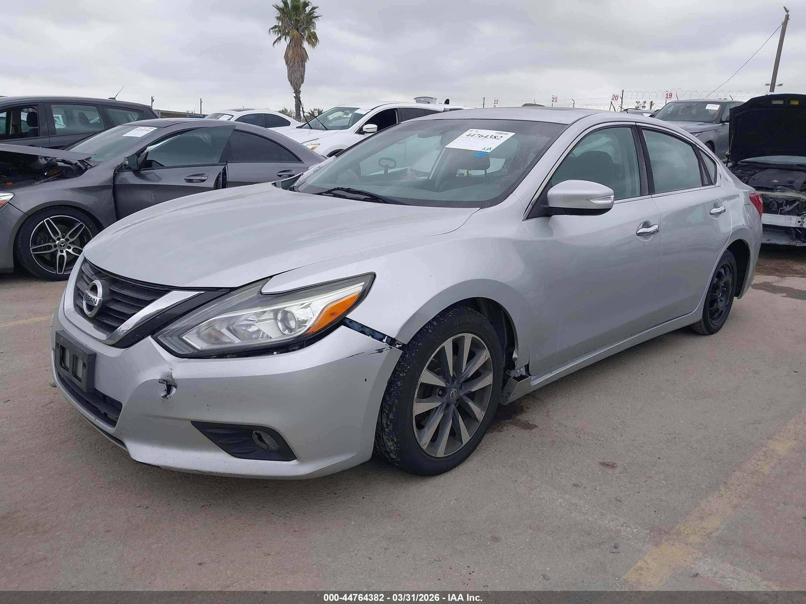 NISSAN ALTIMA image 2