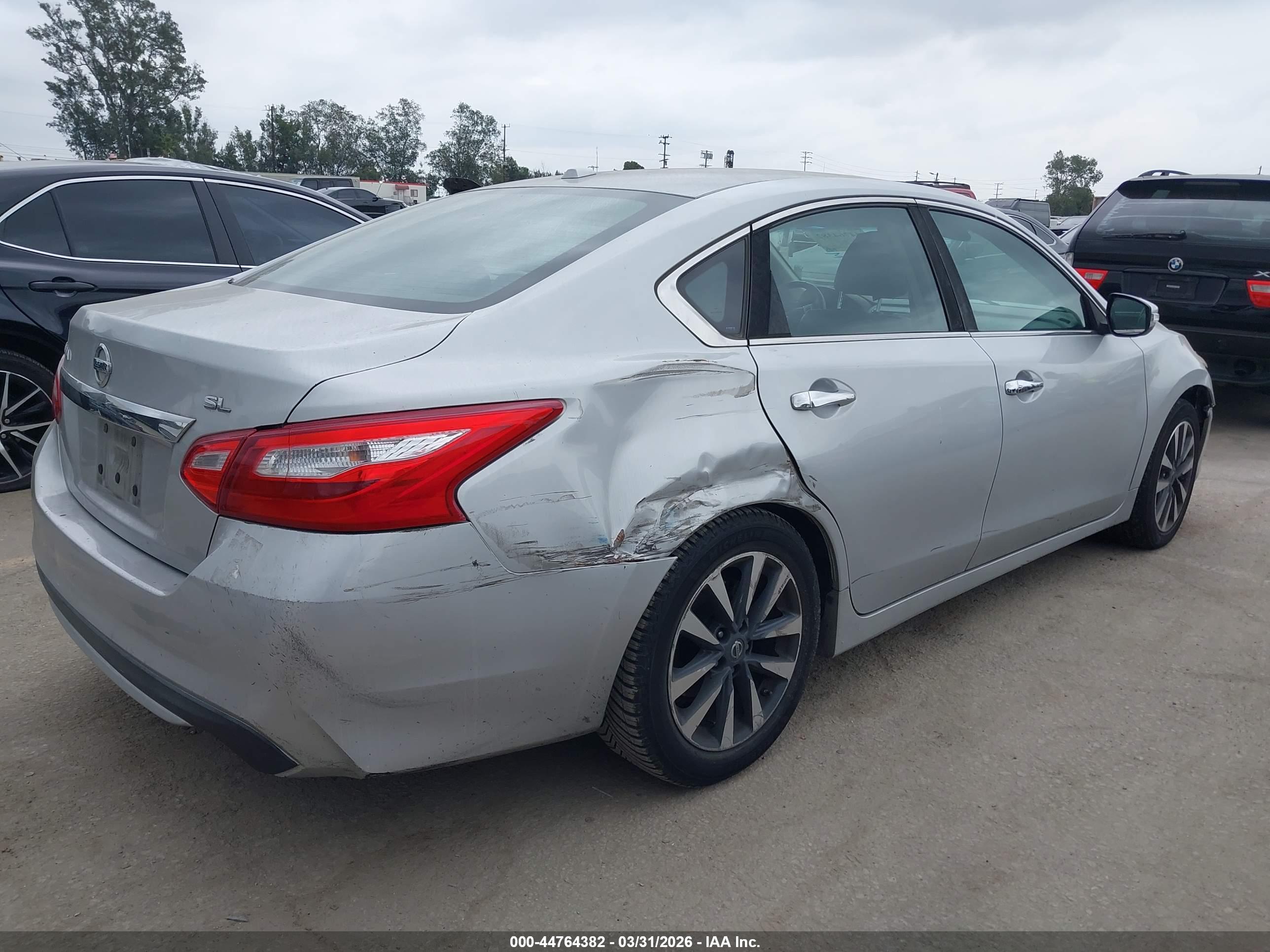NISSAN ALTIMA image 4