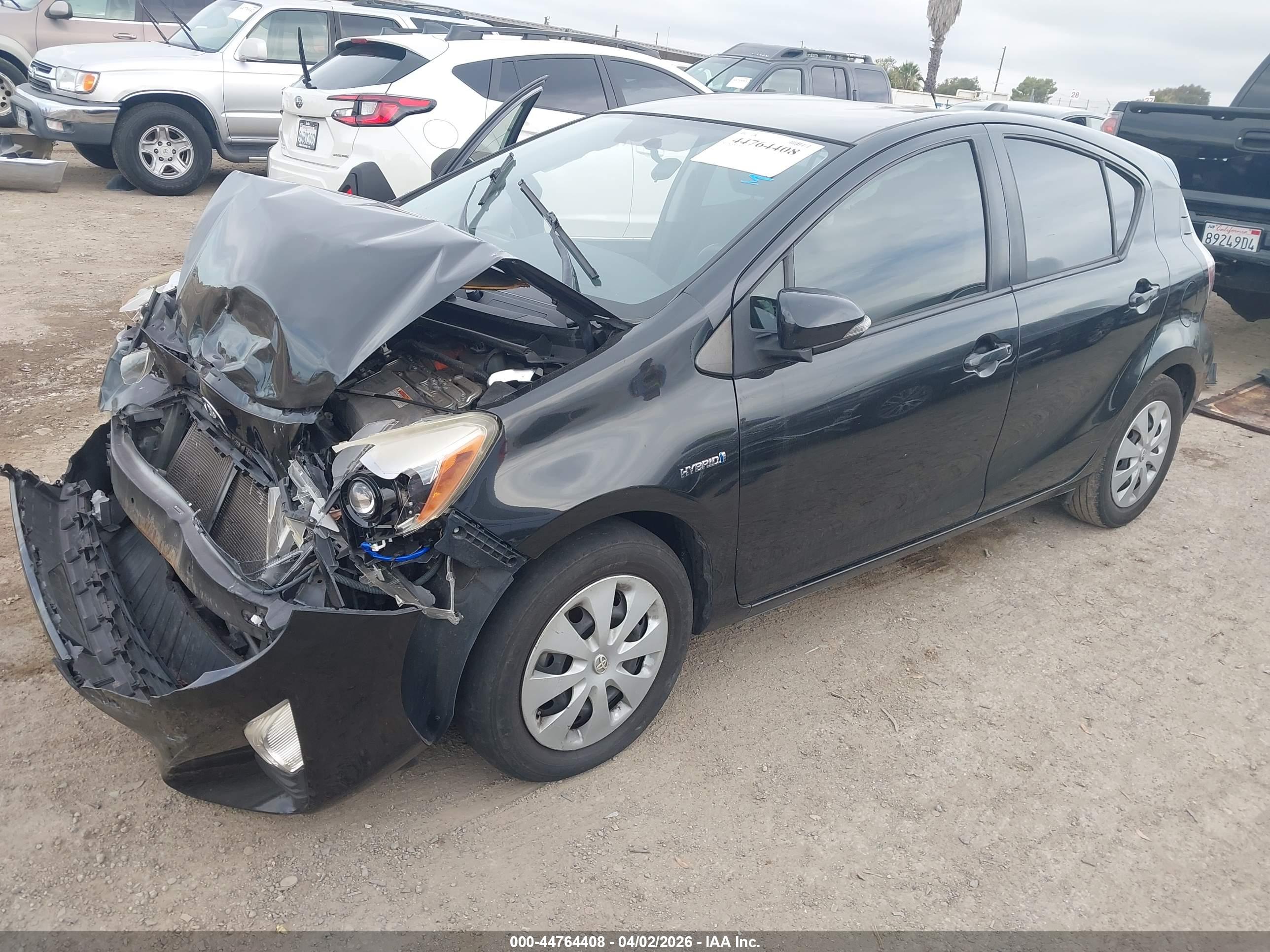 TOYOTA PRIUS image 2