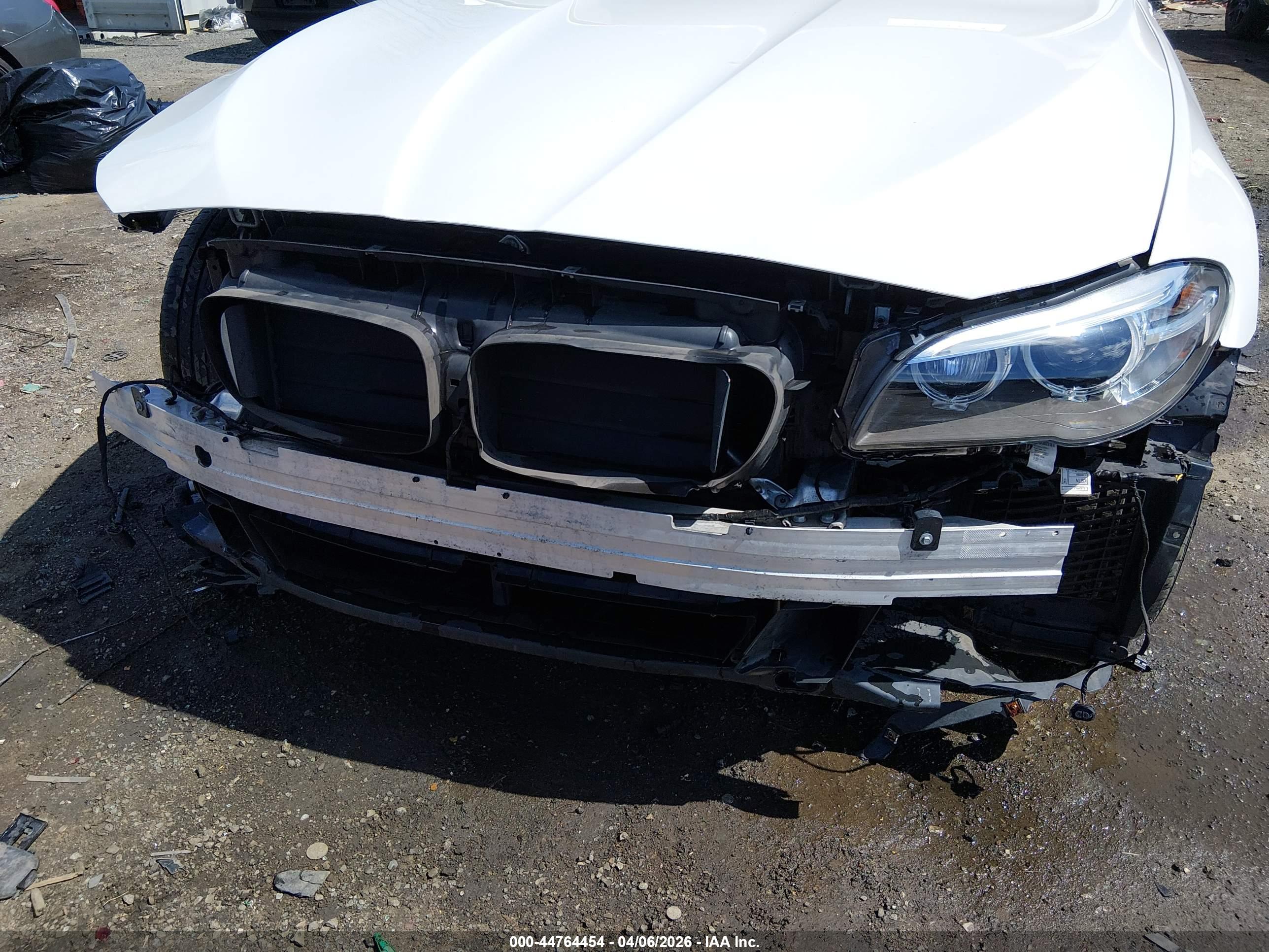 BMW 535I image 6
