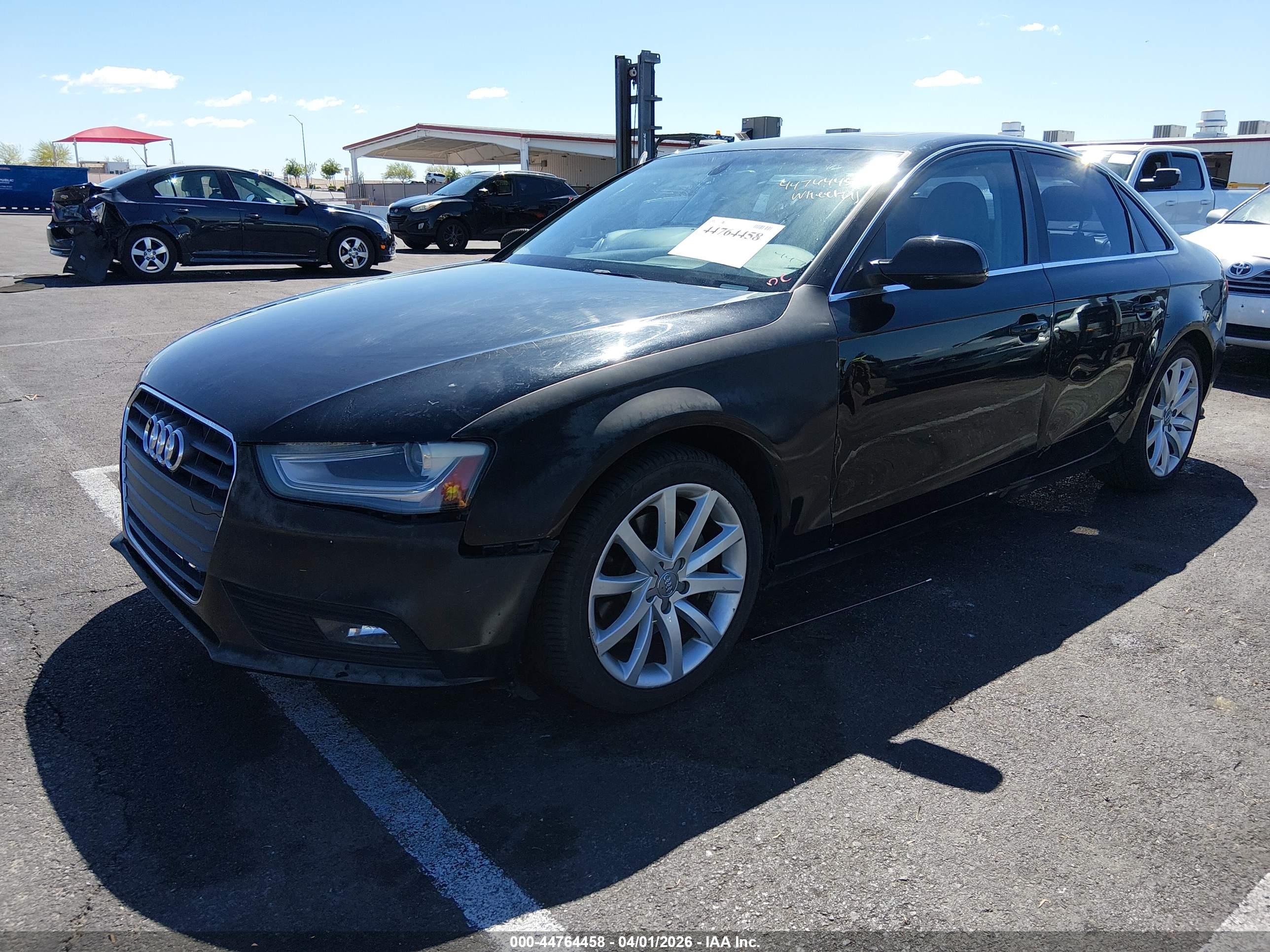 AUDI A4 image 2