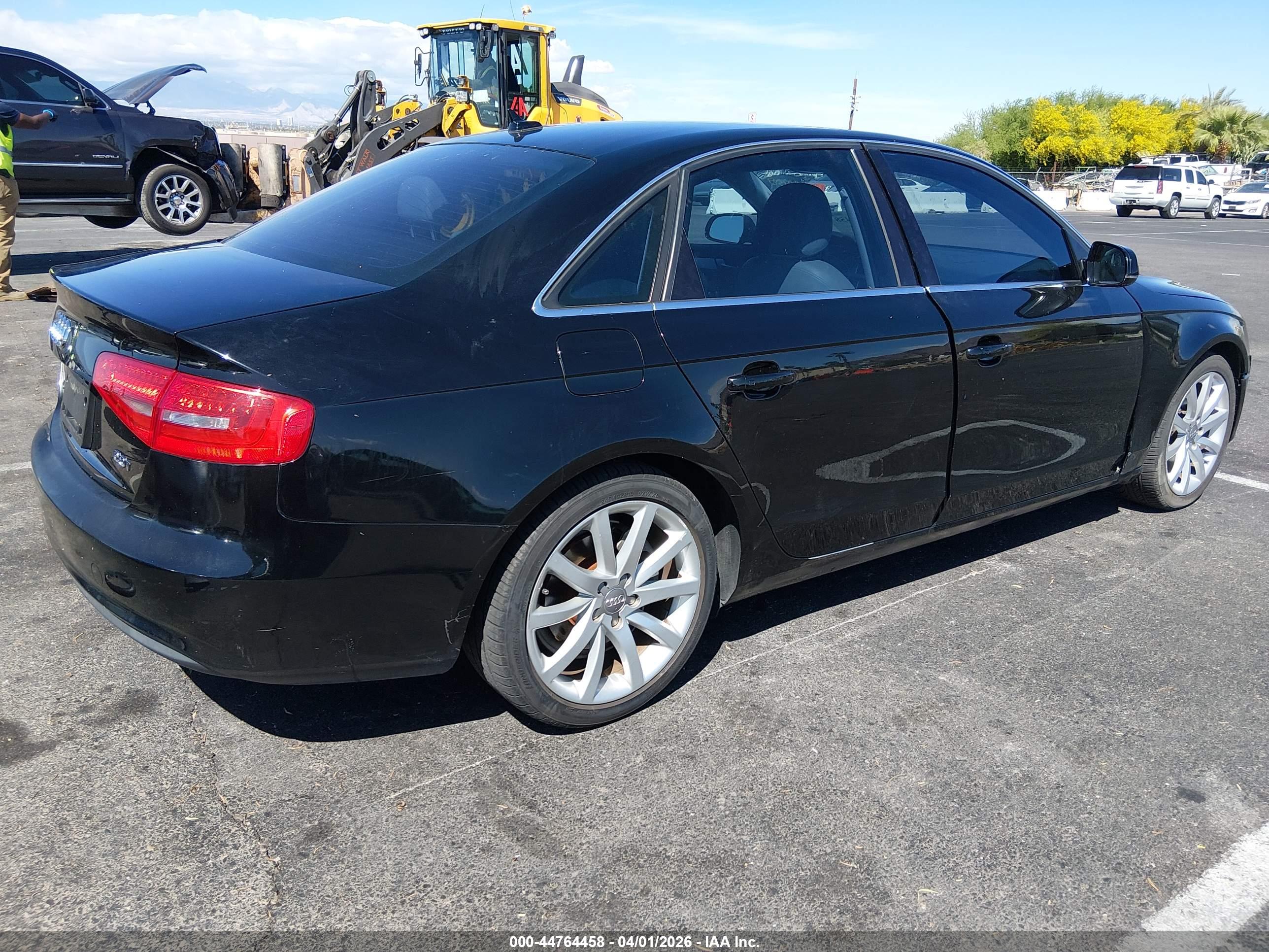 AUDI A4 image 4