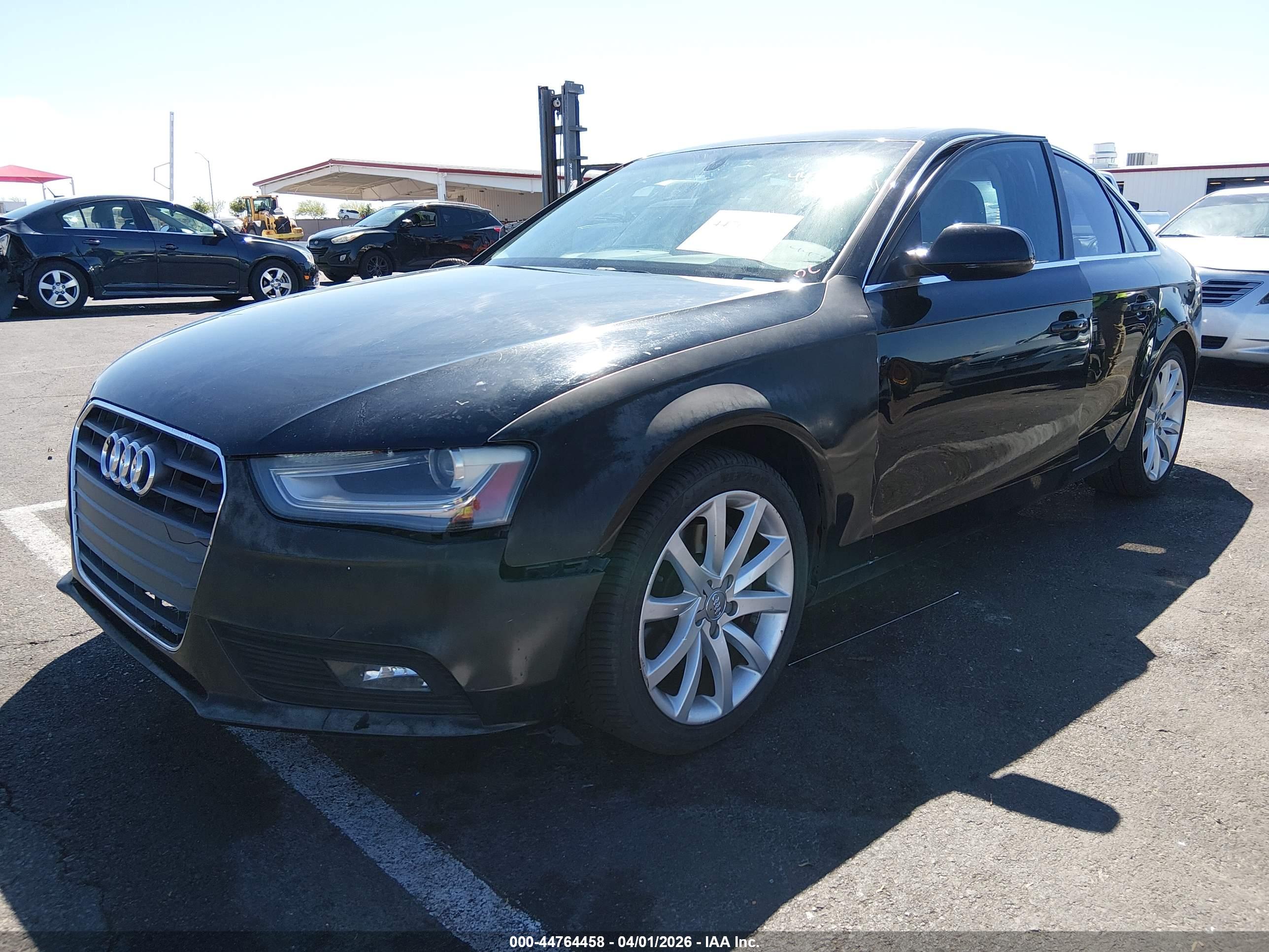 AUDI A4 image 6