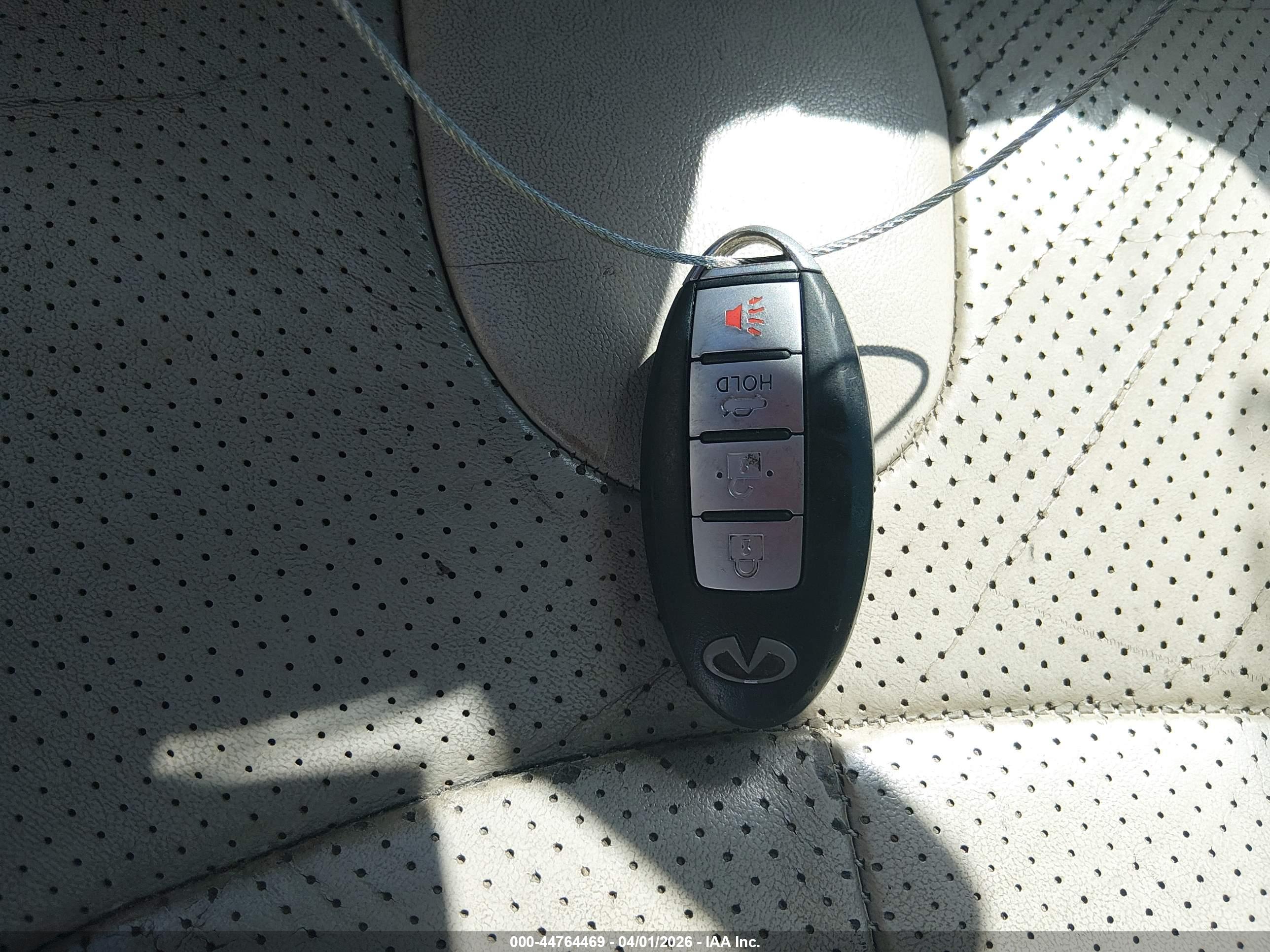 INFINITI G37X image 11