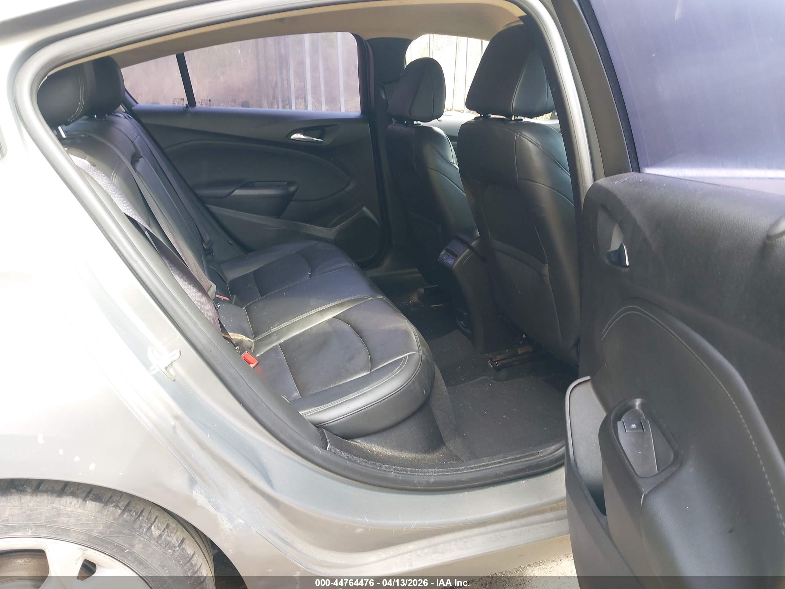 CHEVROLET CRUZE image 8