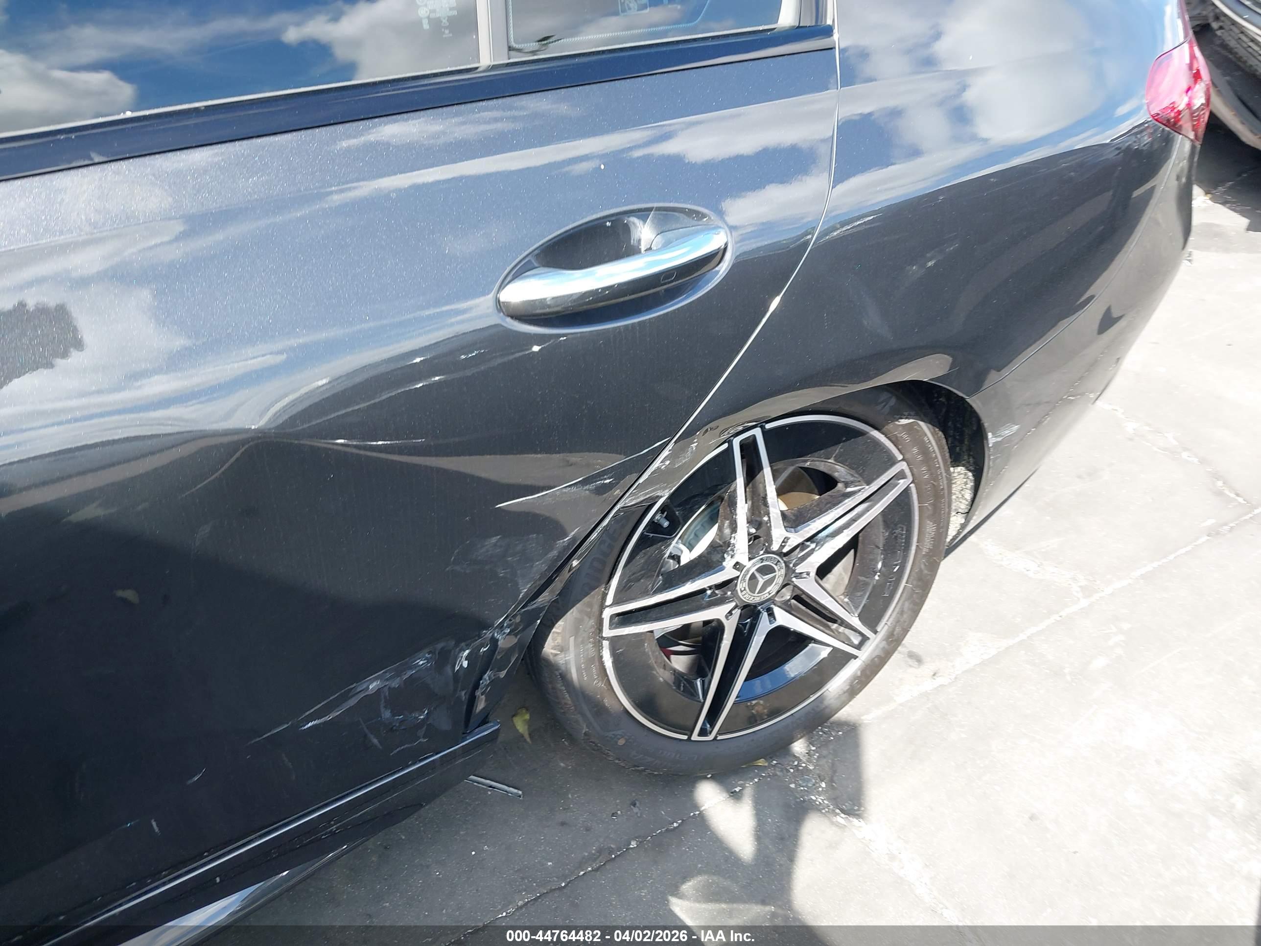 MERCEDES-BENZ C image 6