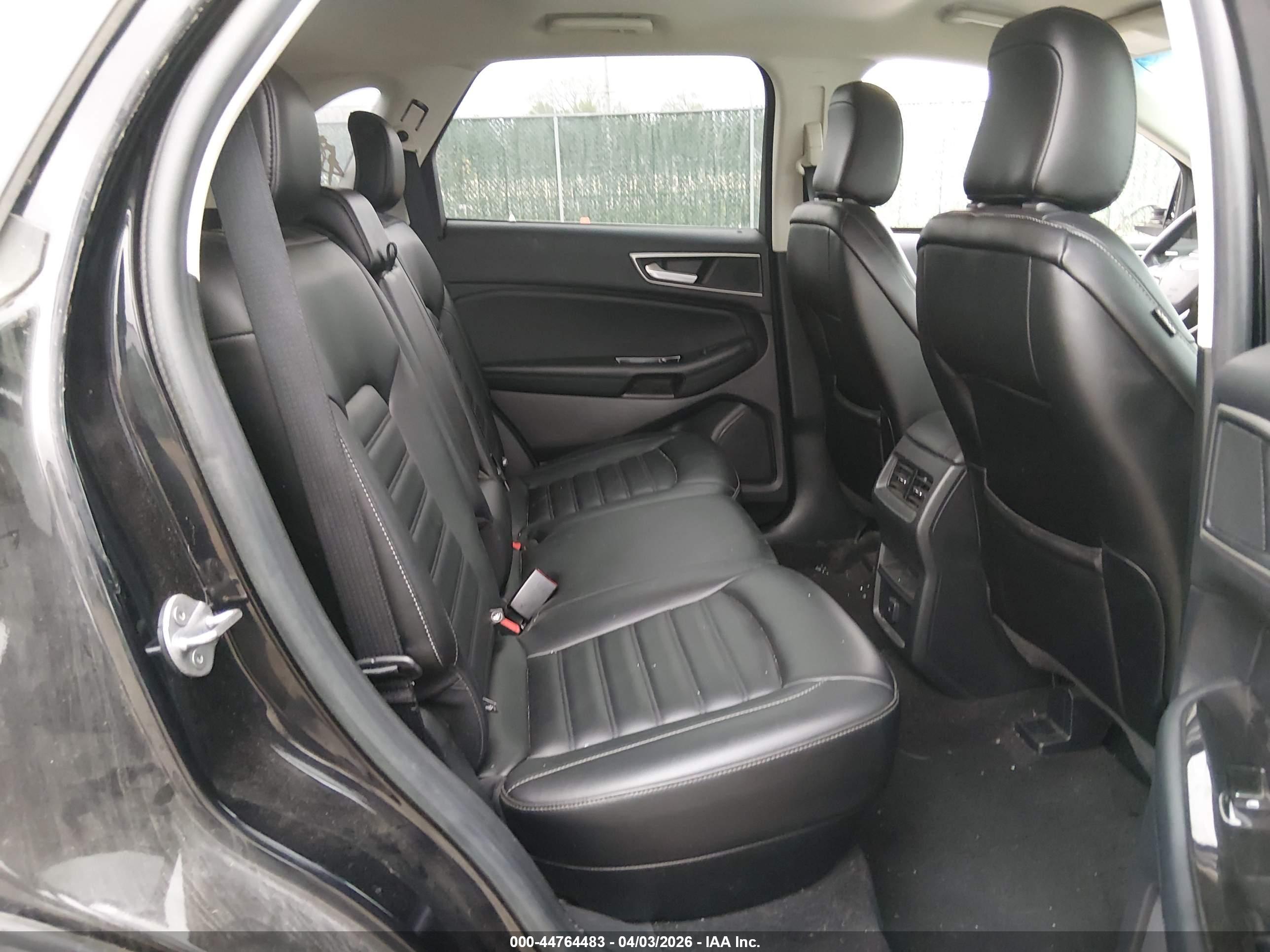 FORD EDGE image 8