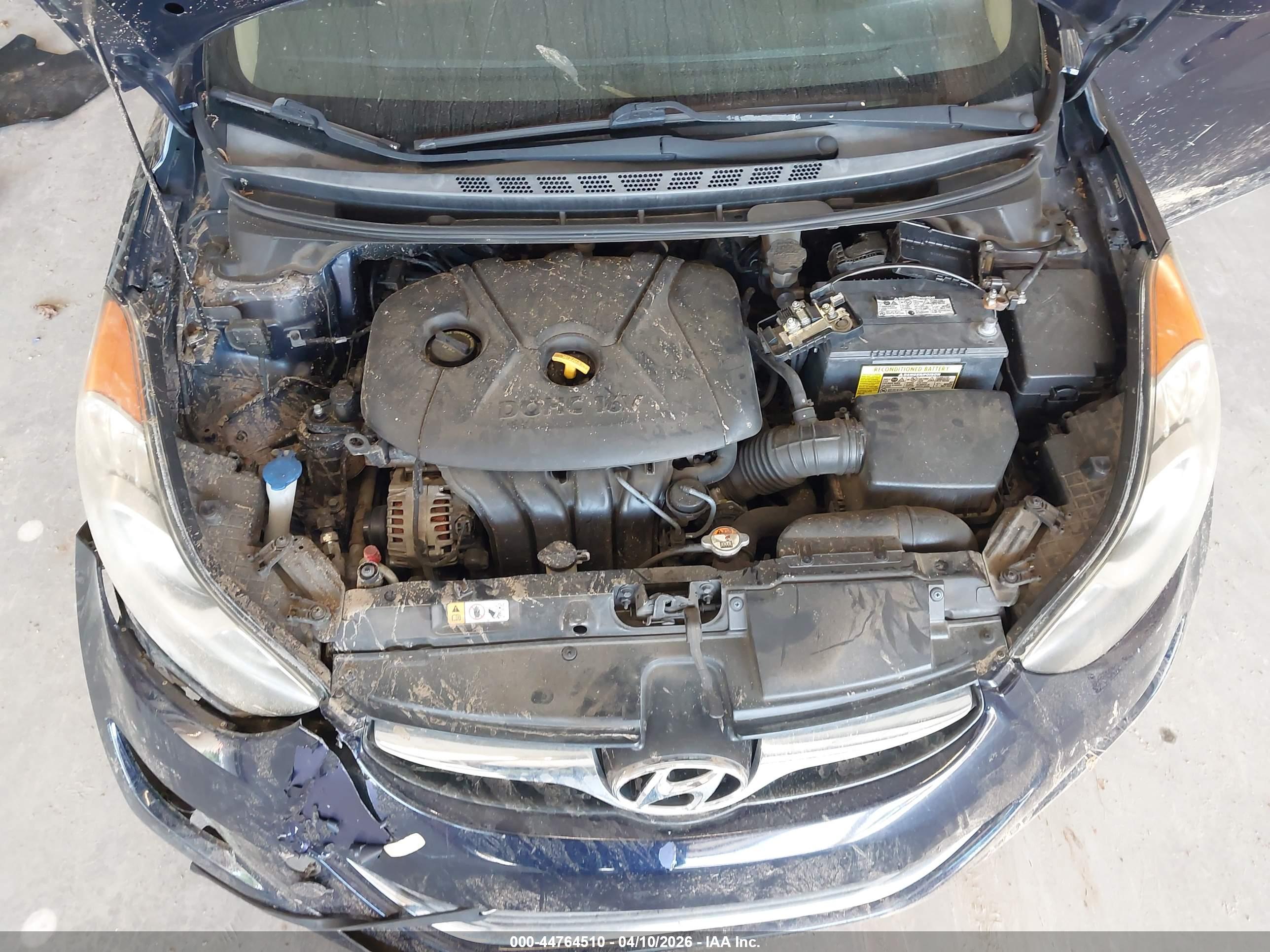 HYUNDAI ELANTRA image 10