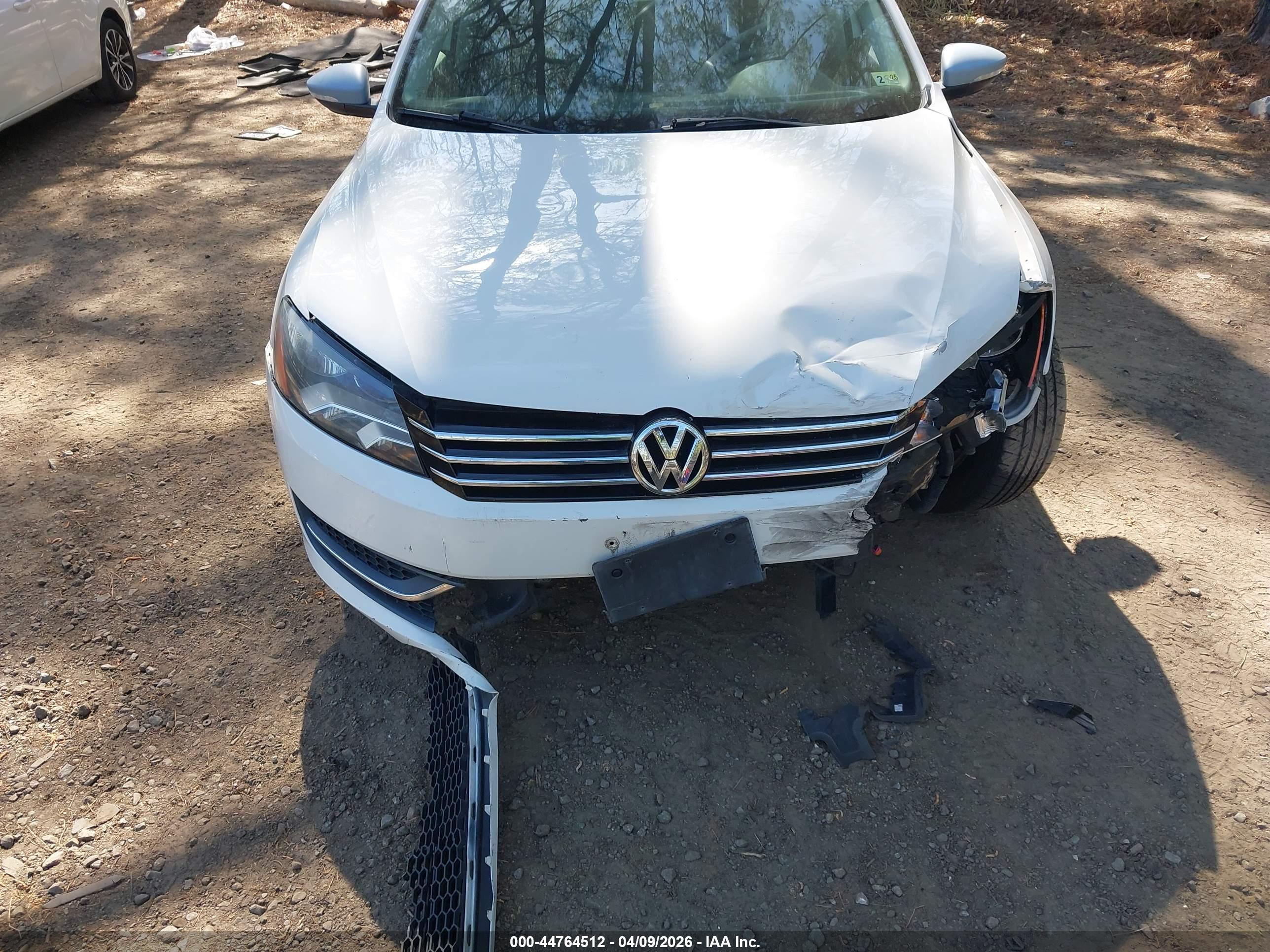 VOLKSWAGEN PASSAT image 6