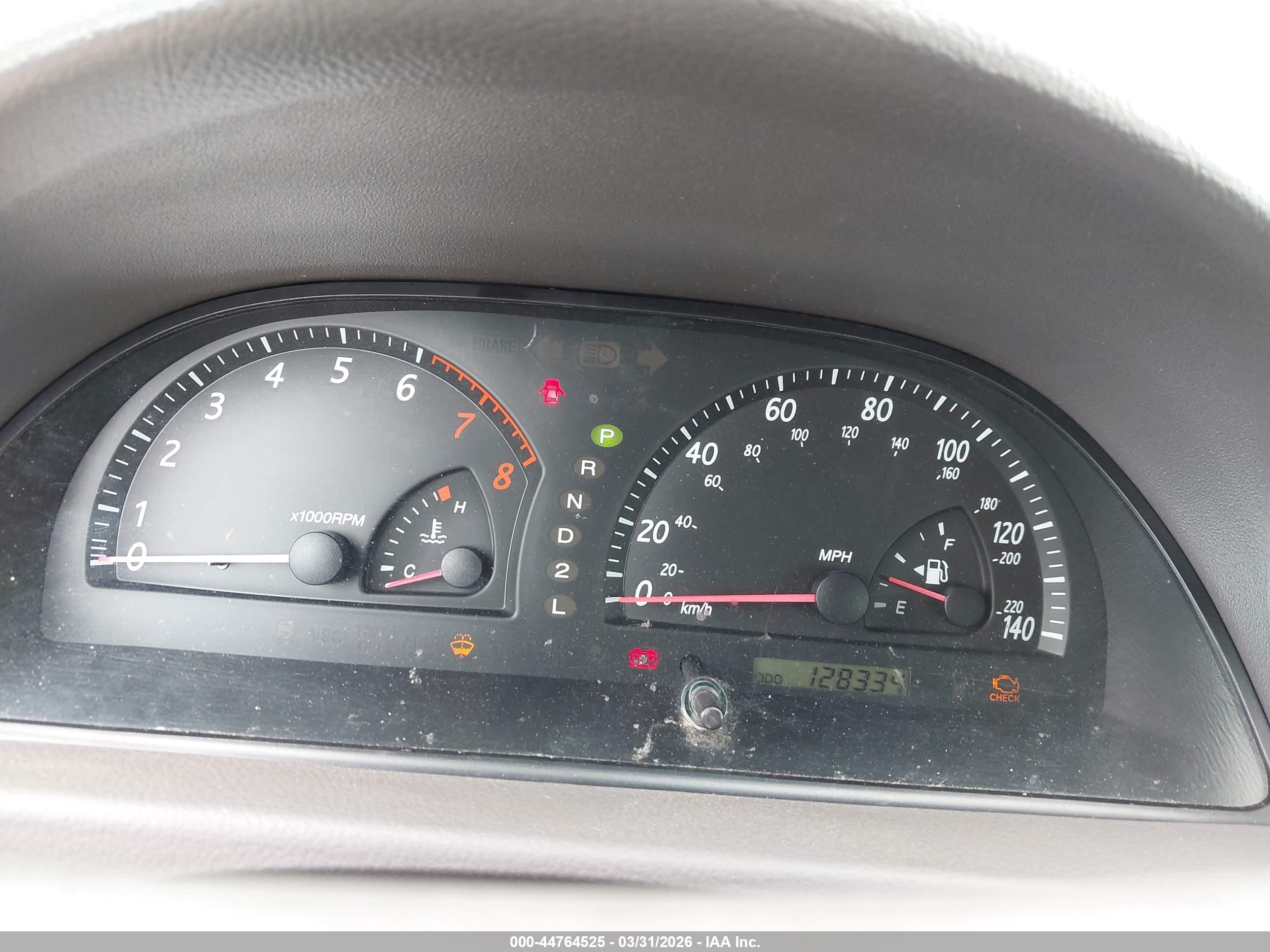TOYOTA CAMRY image 7