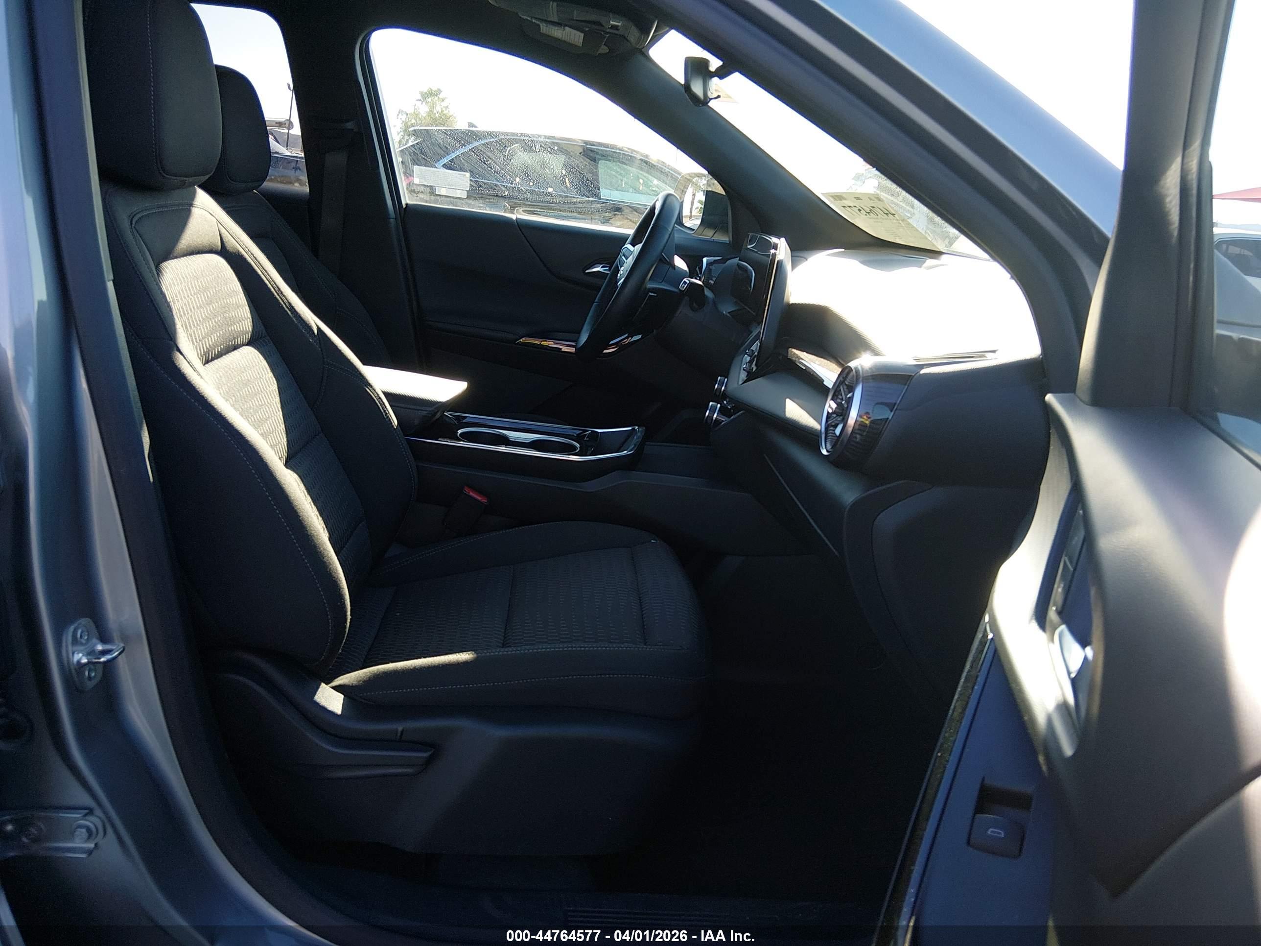 CHEVROLET EQUINOX image 5