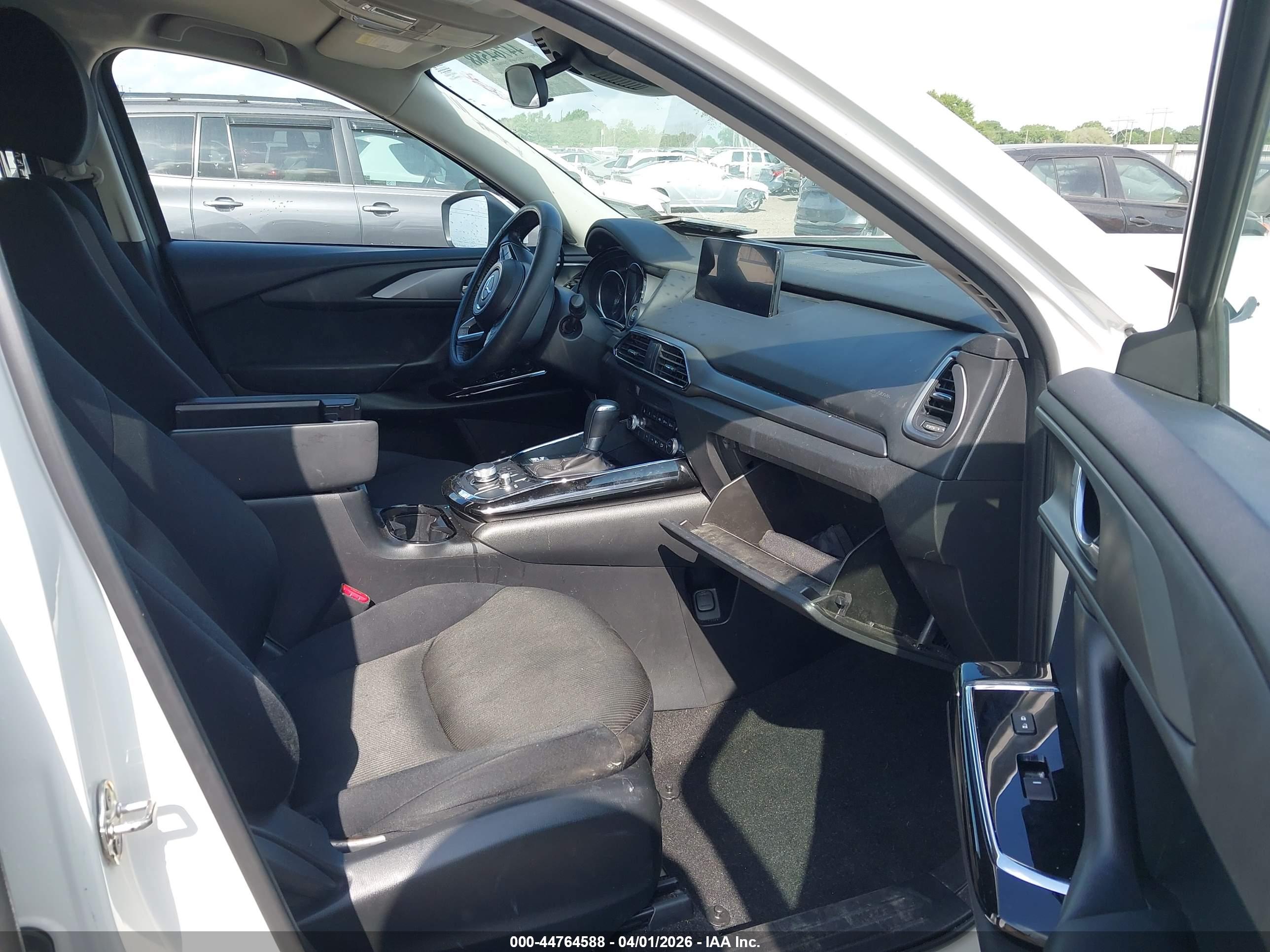 MAZDA CX-9 image 5