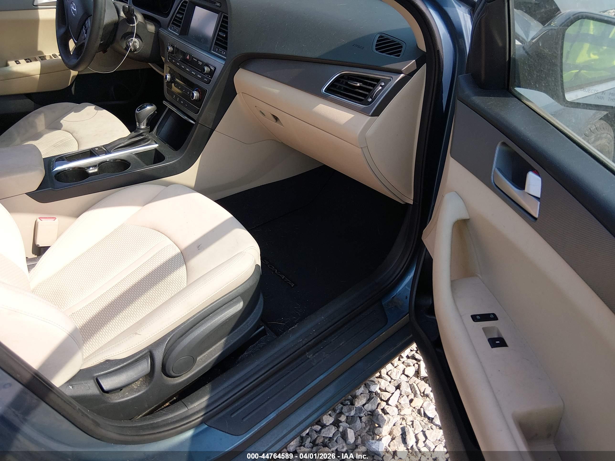 HYUNDAI SONATA image 5