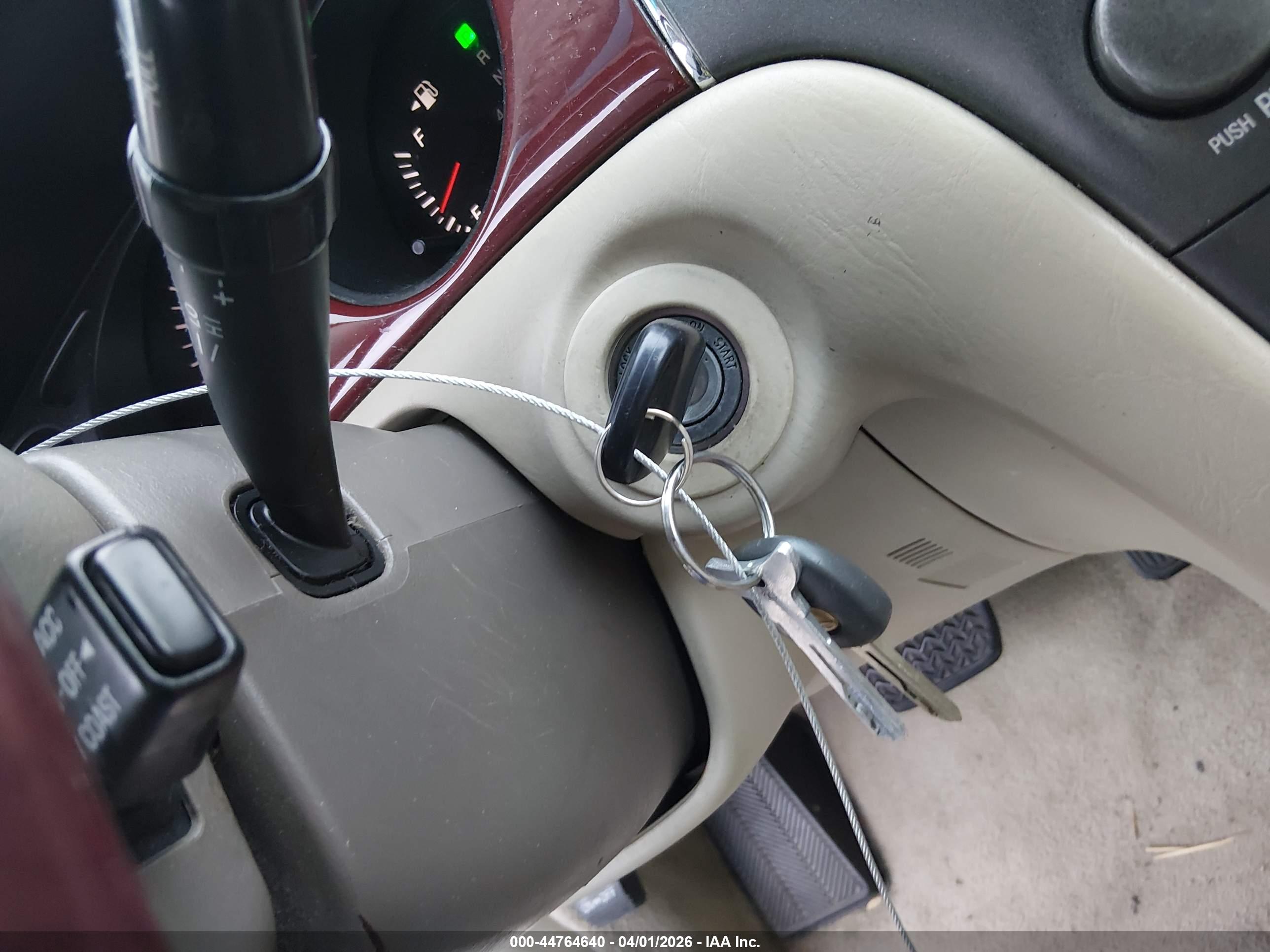 LEXUS ES image 11