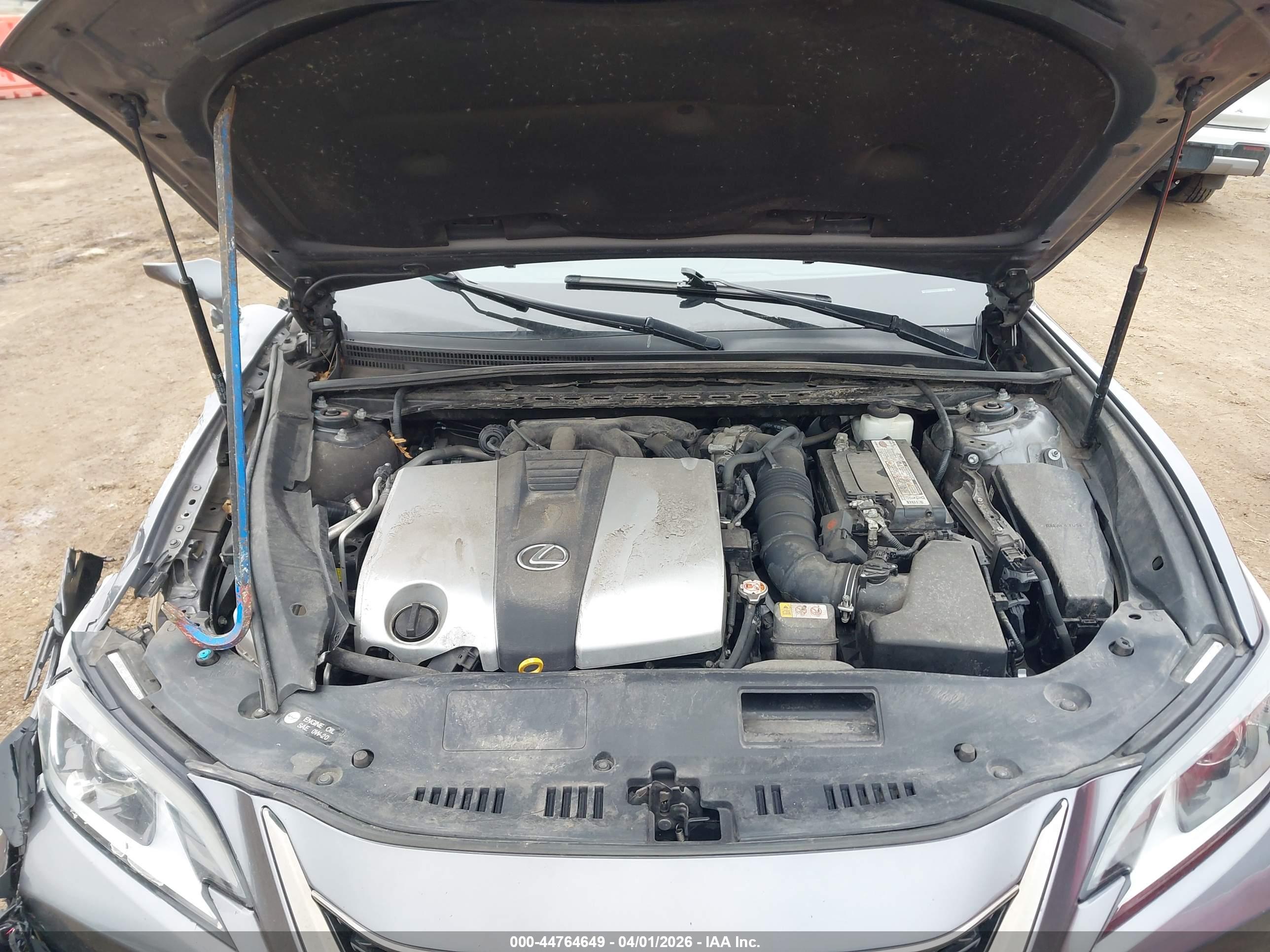 LEXUS ES image 10