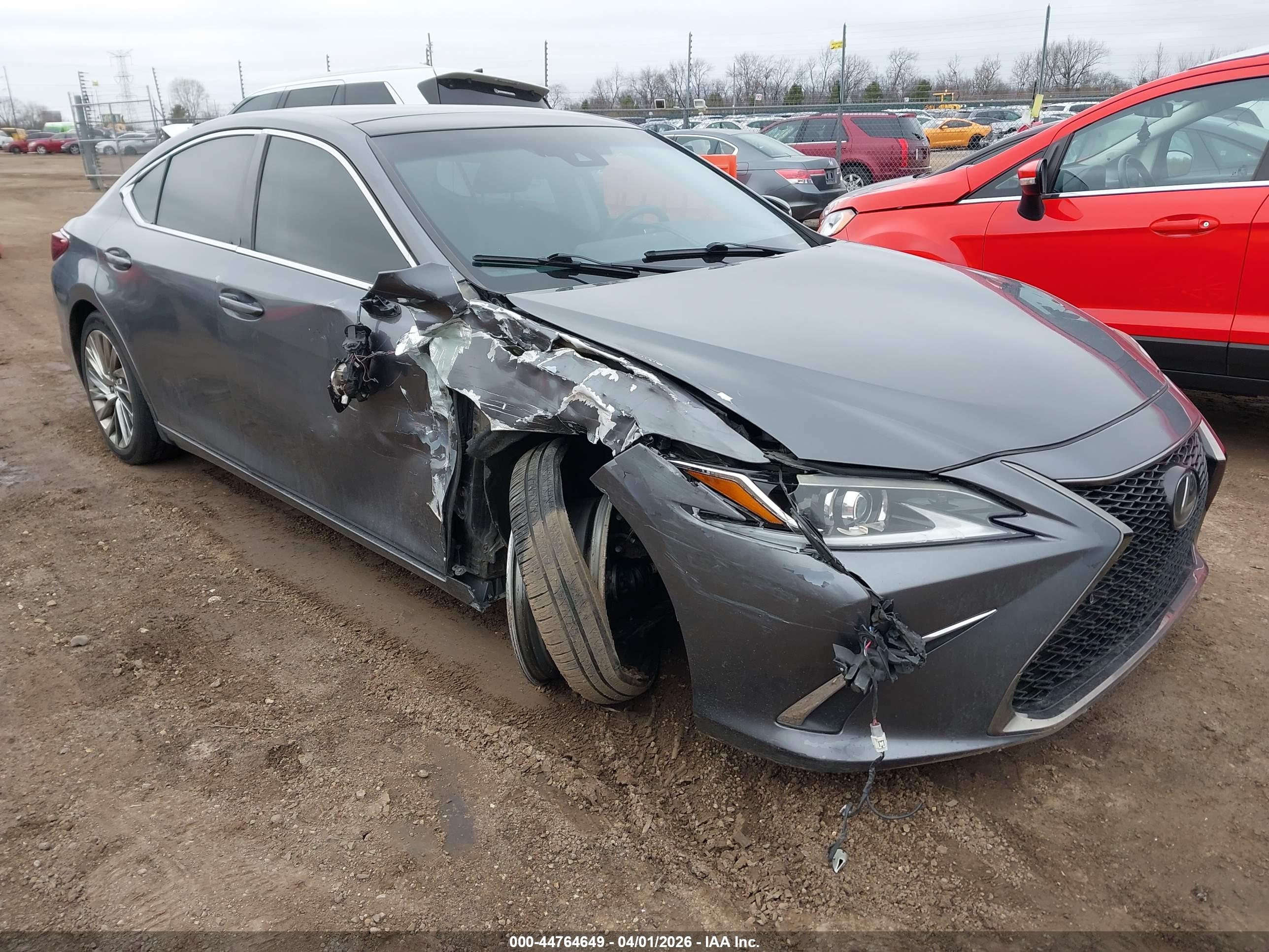 LEXUS ES image 6