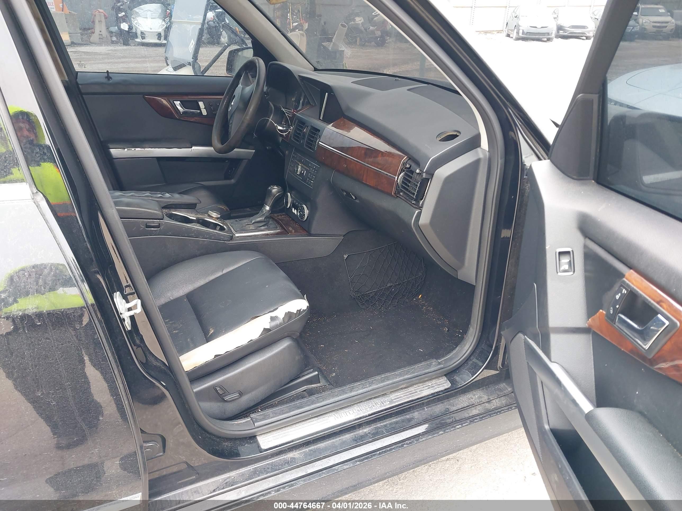MERCEDES-BENZ GLK image 5