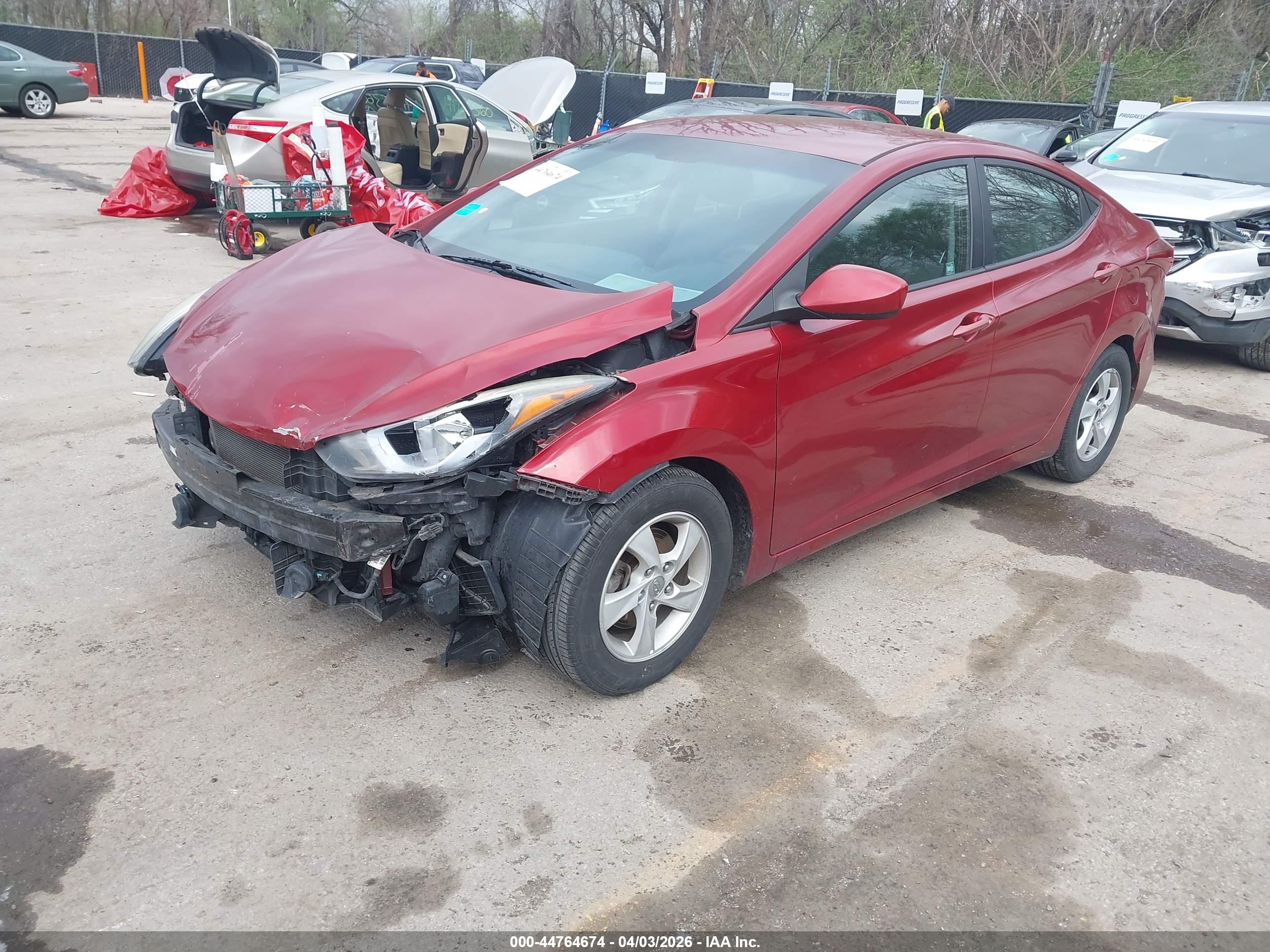 HYUNDAI ELANTRA image 2