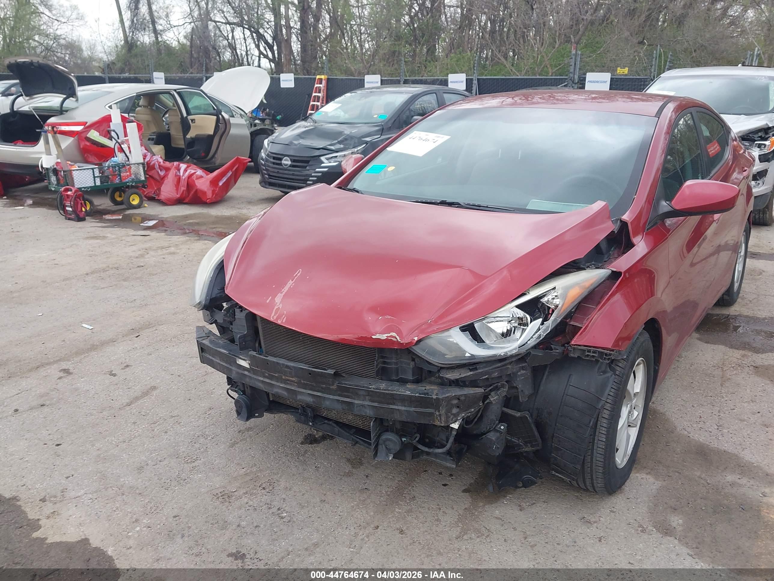 HYUNDAI ELANTRA image 6