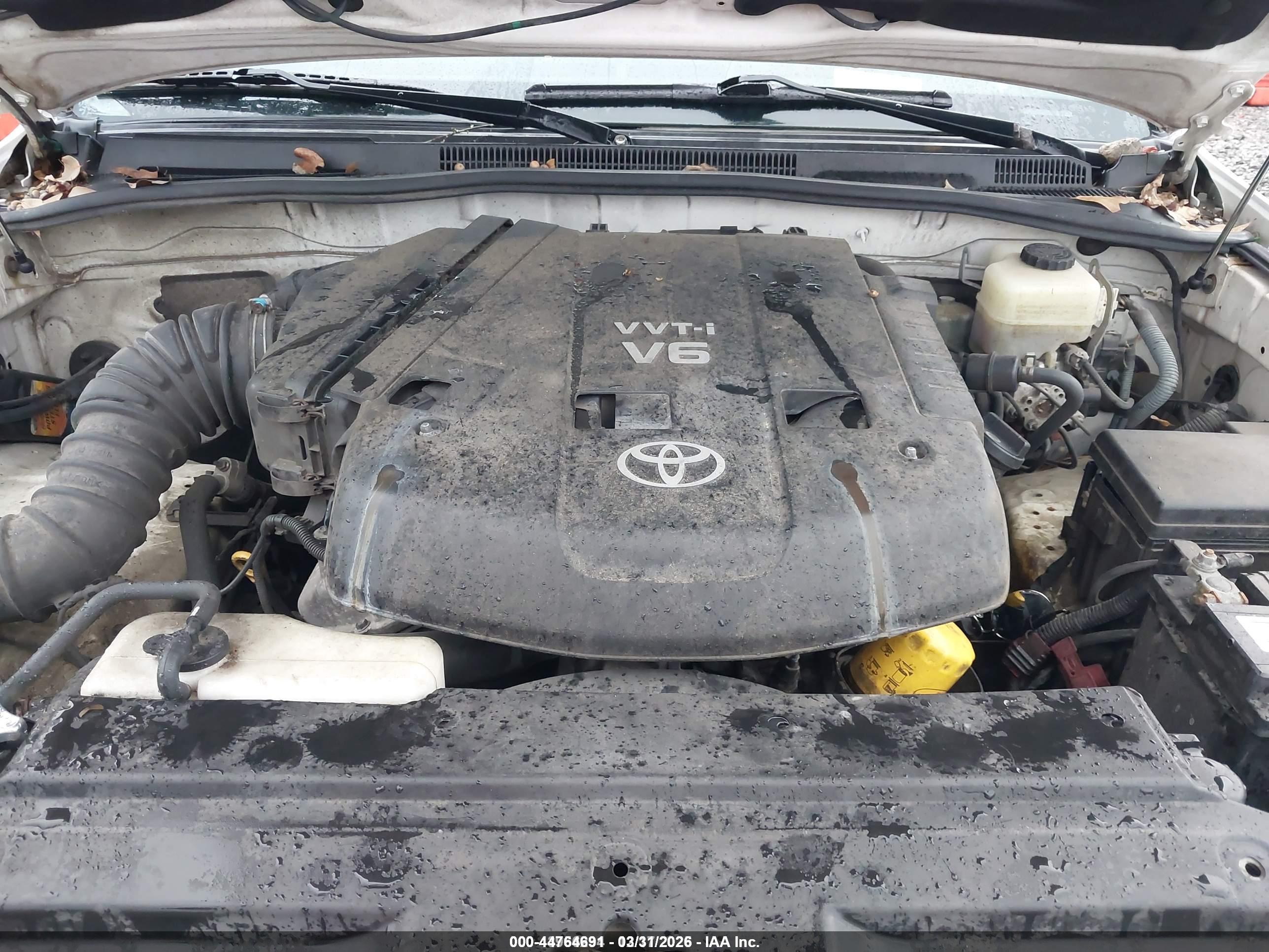 TOYOTA 4RUNNER image 10