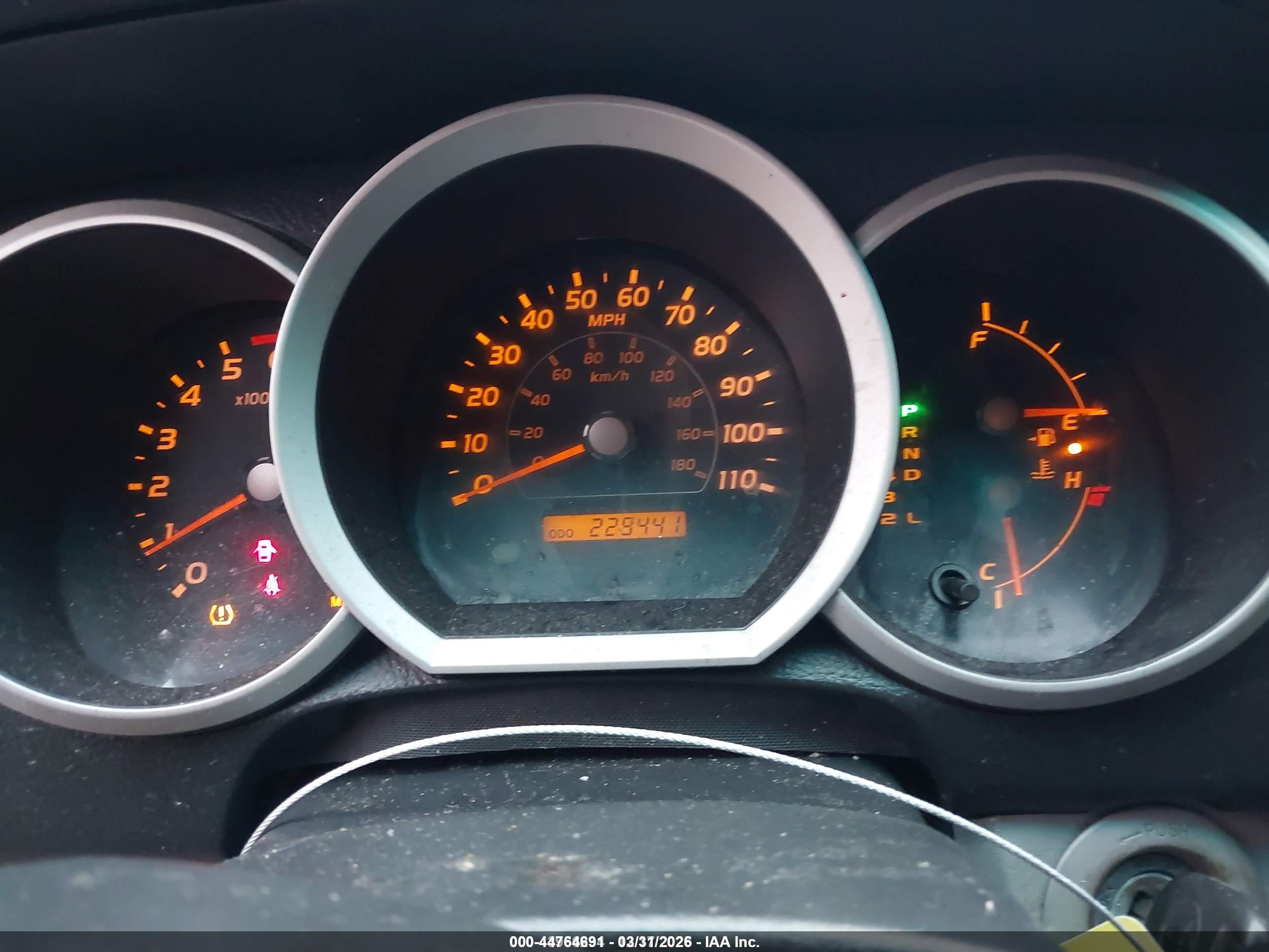 TOYOTA 4RUNNER image 7