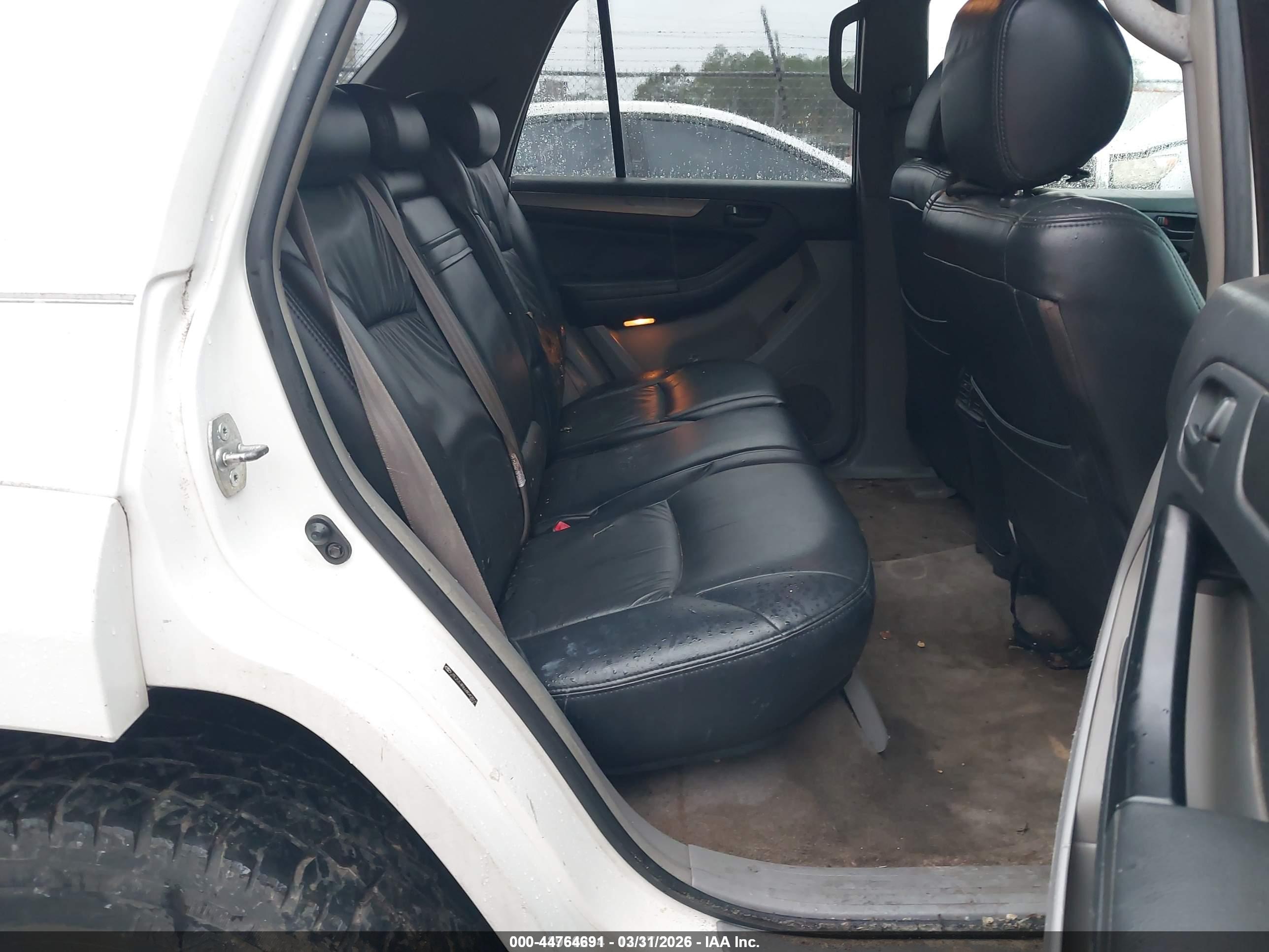 TOYOTA 4RUNNER image 8