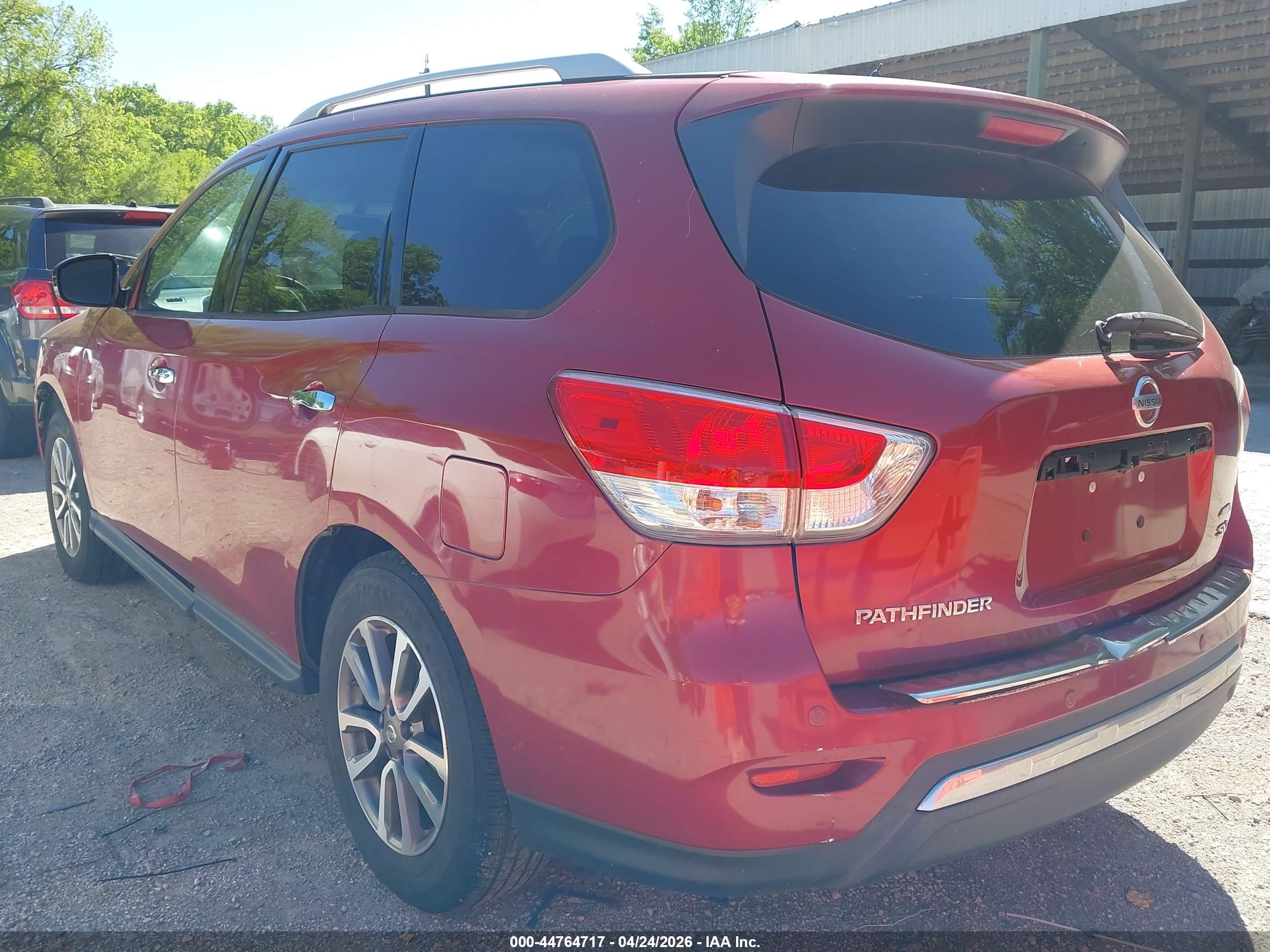 NISSAN PATHFINDER image 3