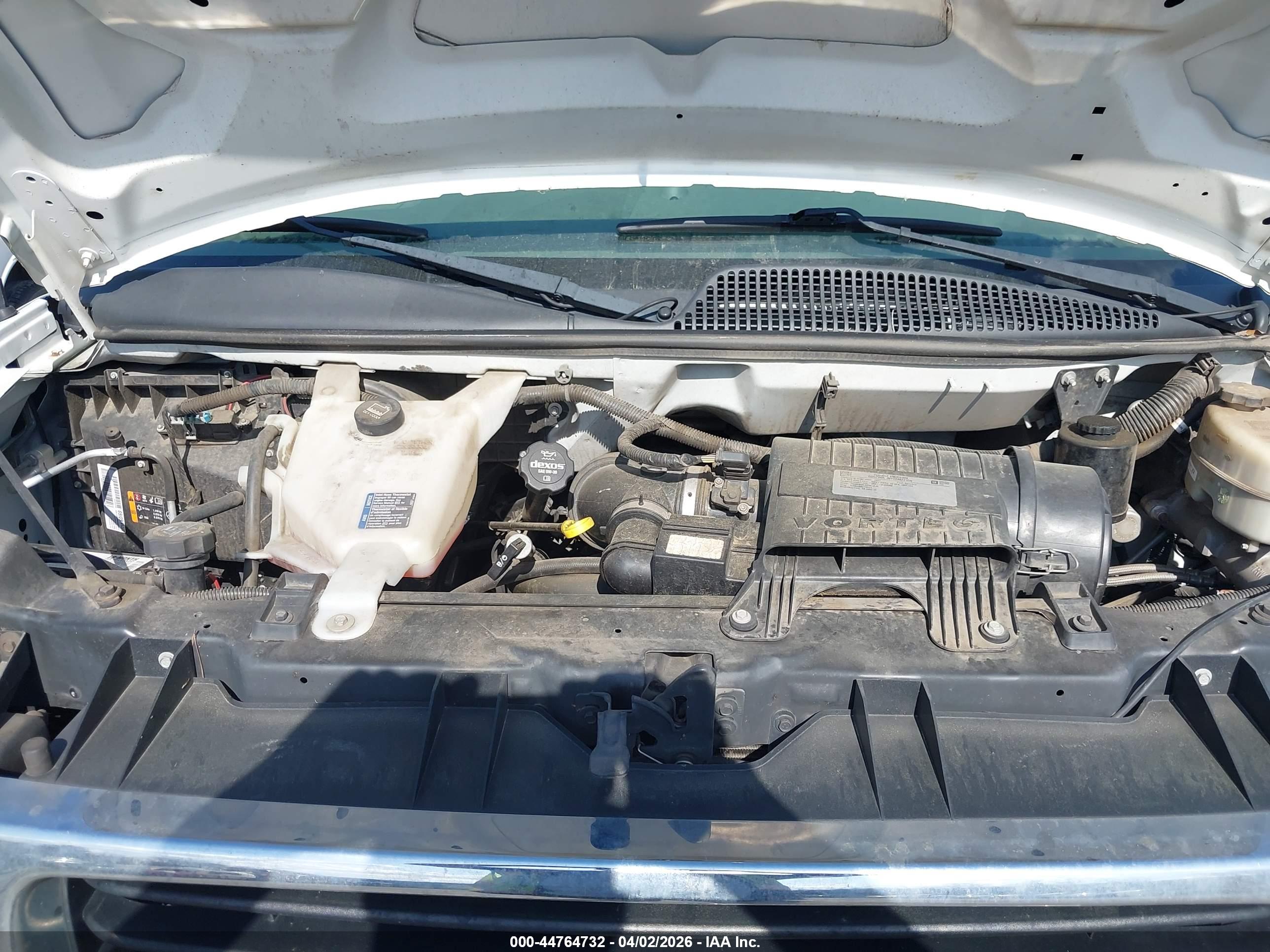 GMC SAVANA image 10