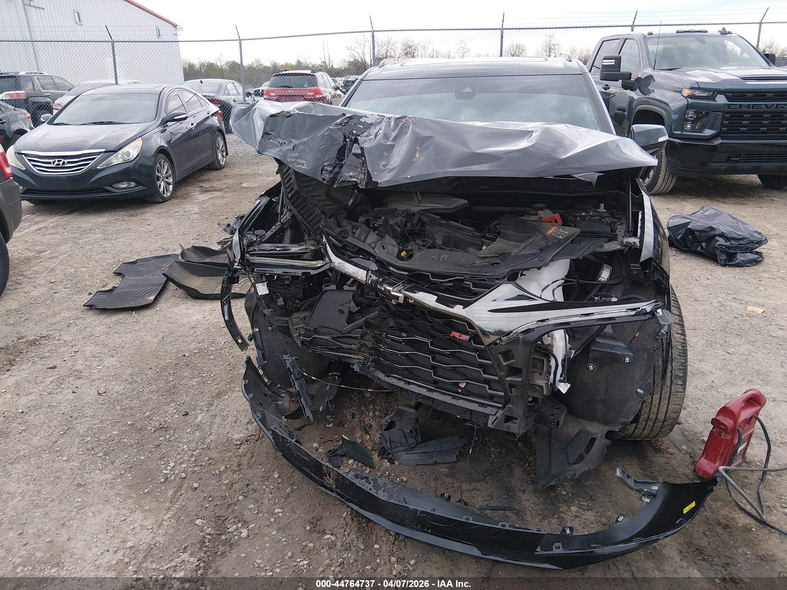 CHEVROLET BLAZER image 6