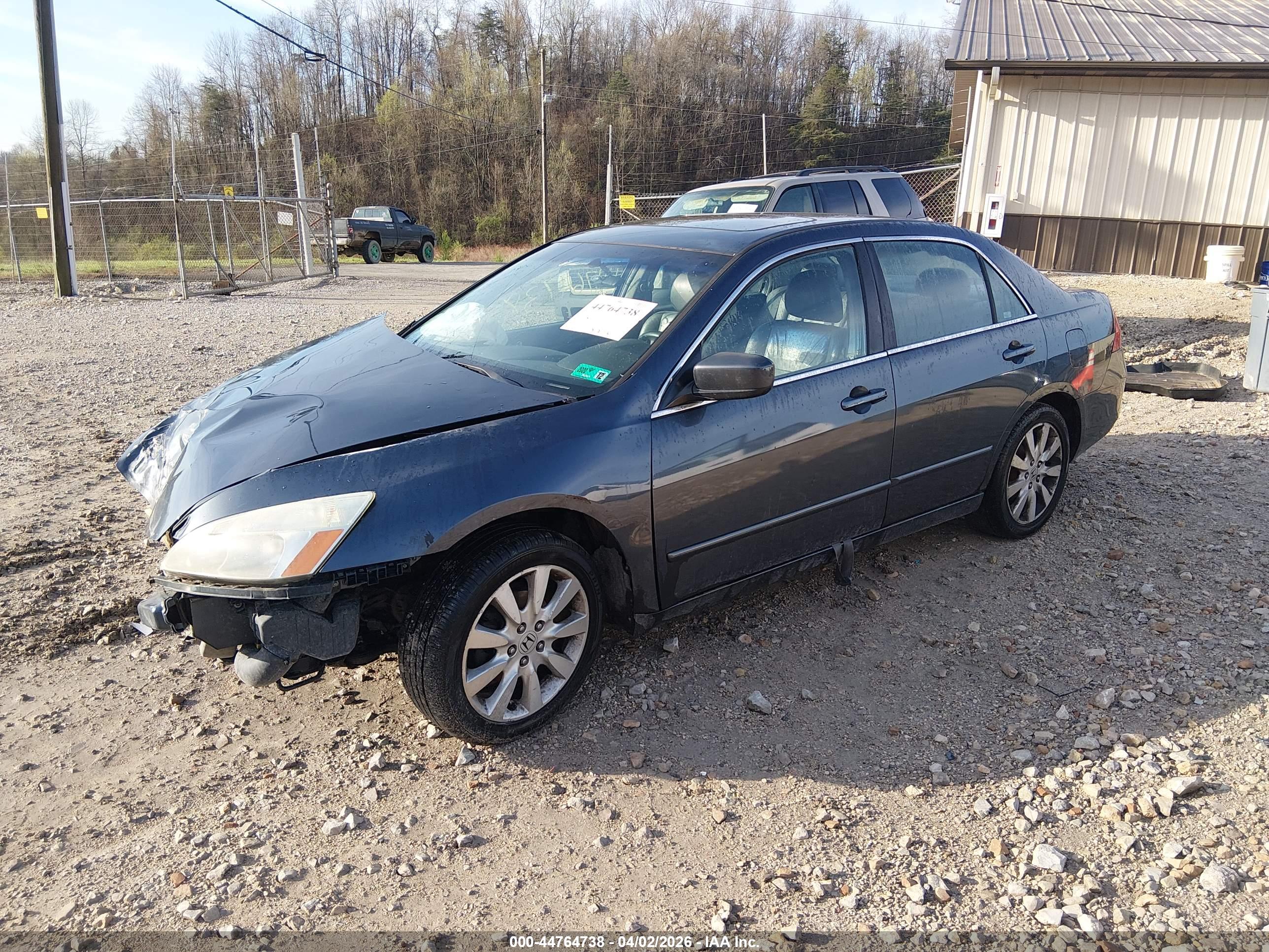 HONDA ACCORD image 2