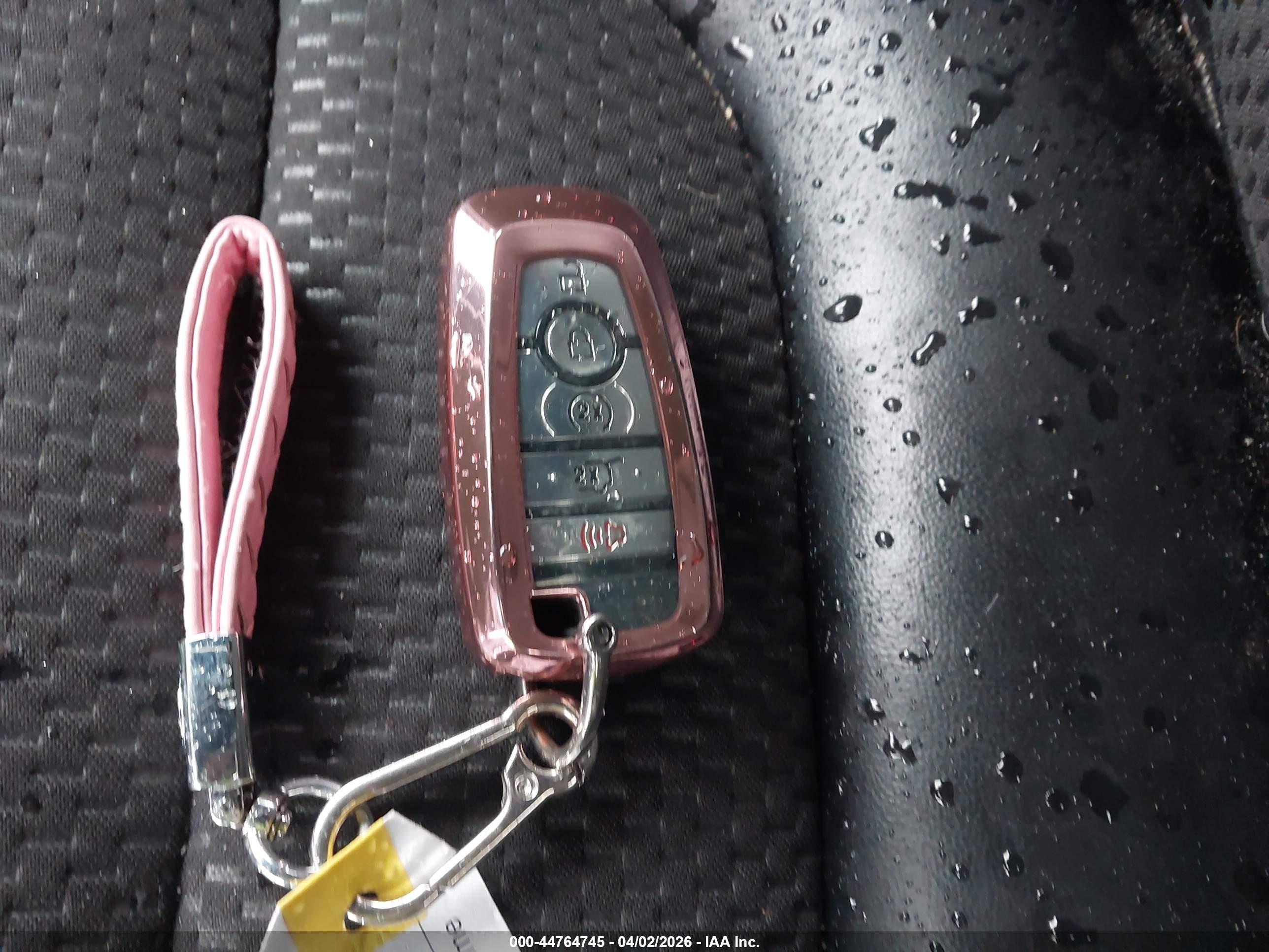 FORD ESCAPE image 11