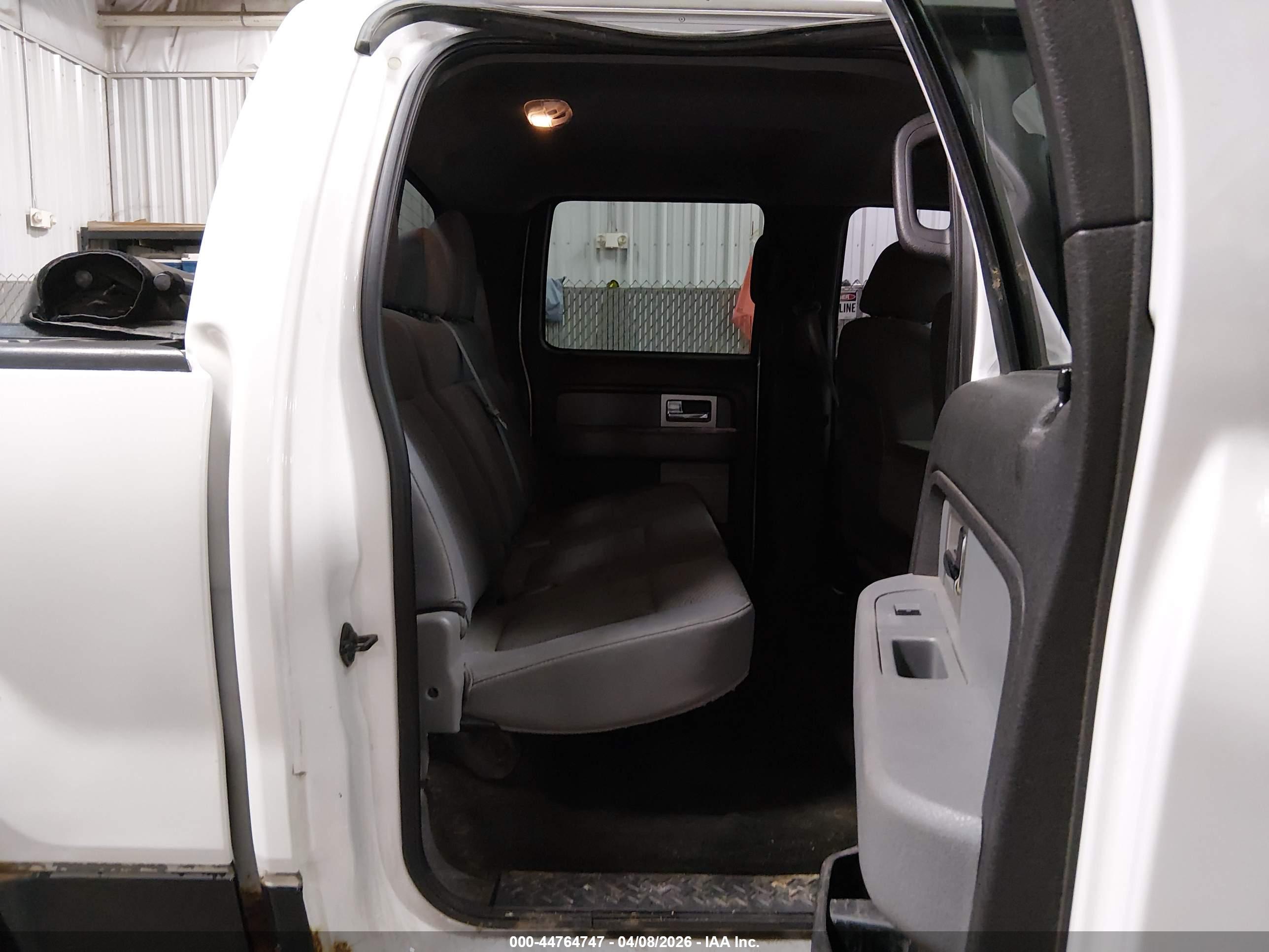 FORD F-150 image 8