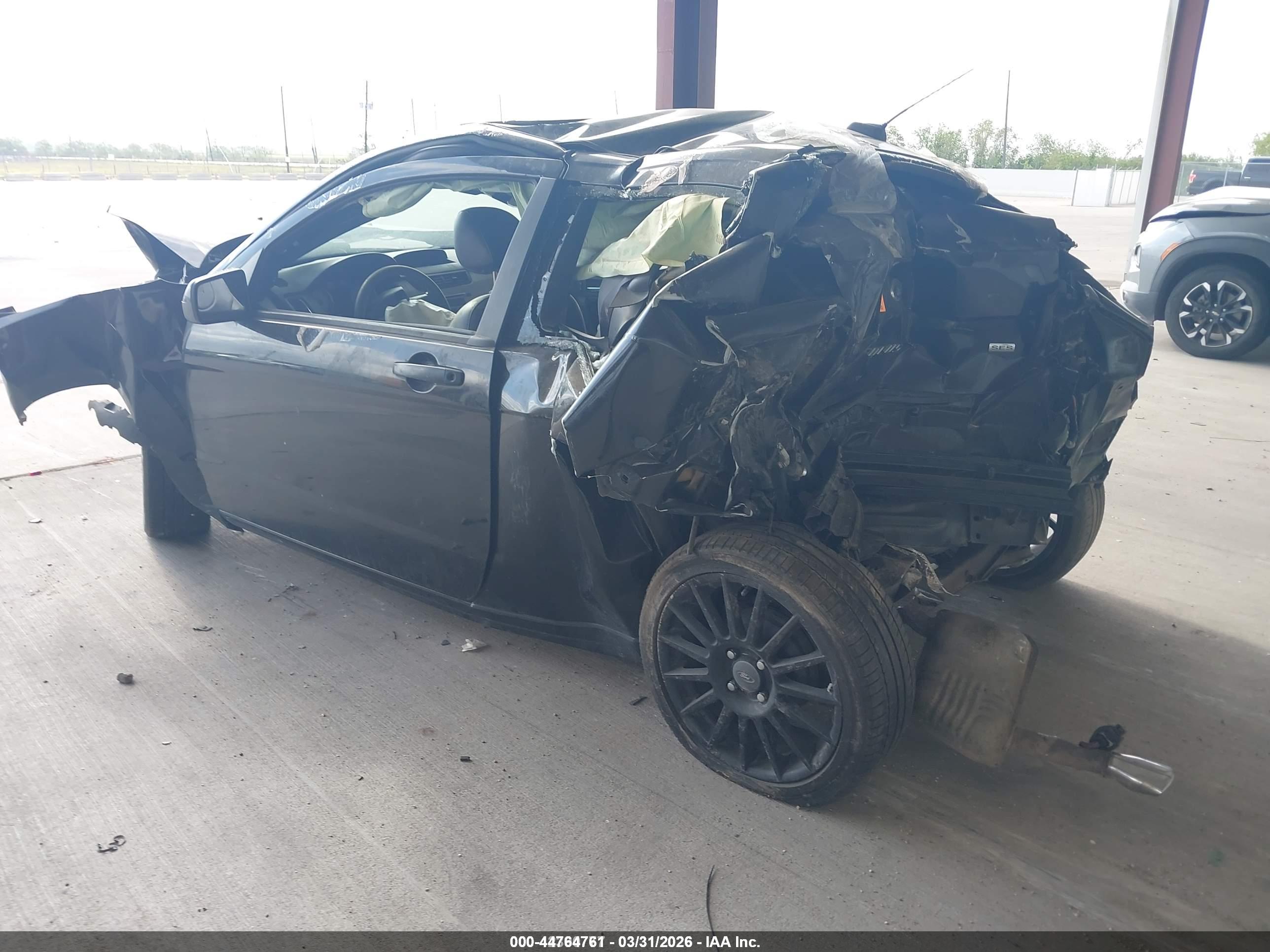 FORD FOCUS image 3