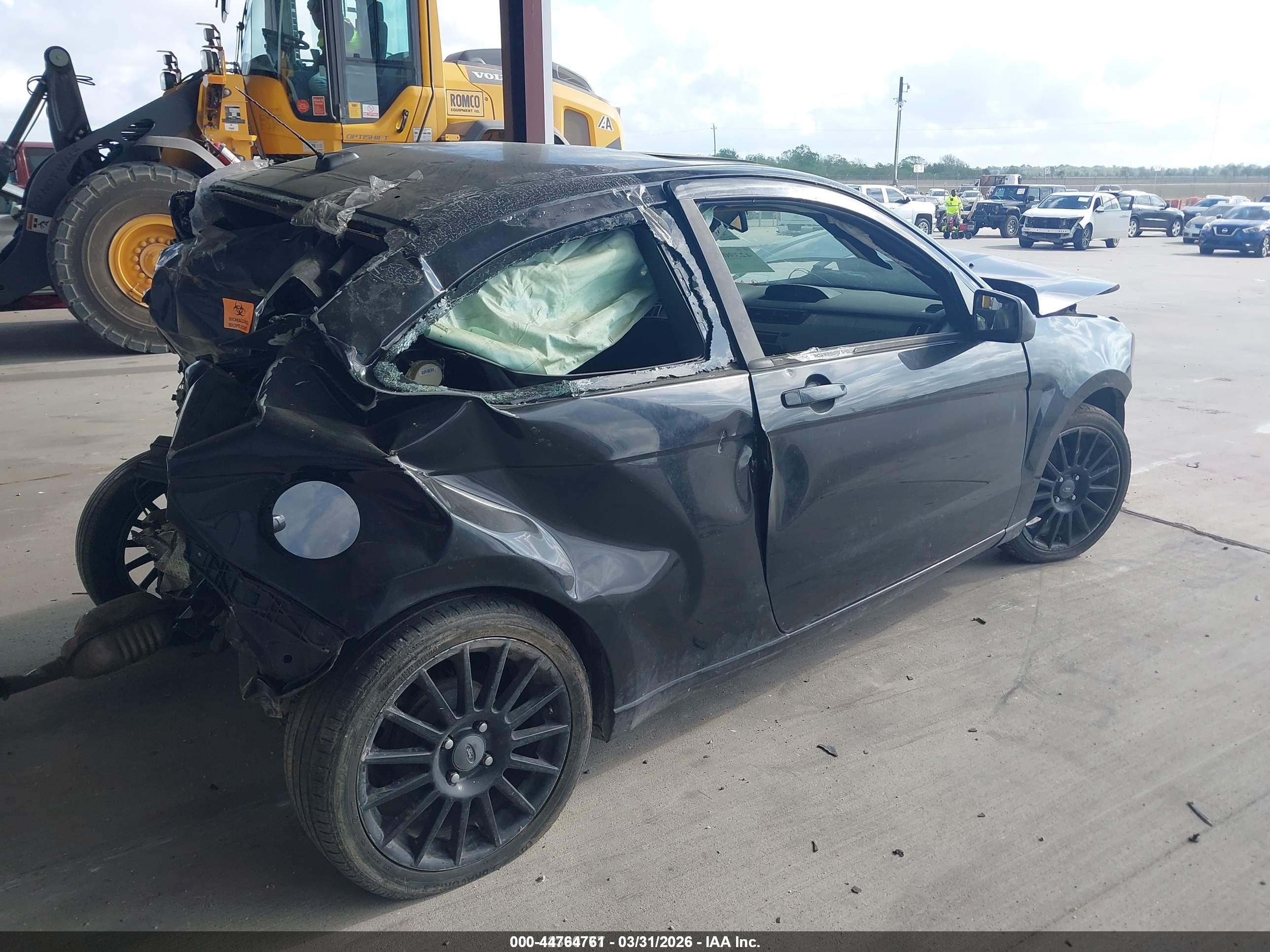 FORD FOCUS image 4
