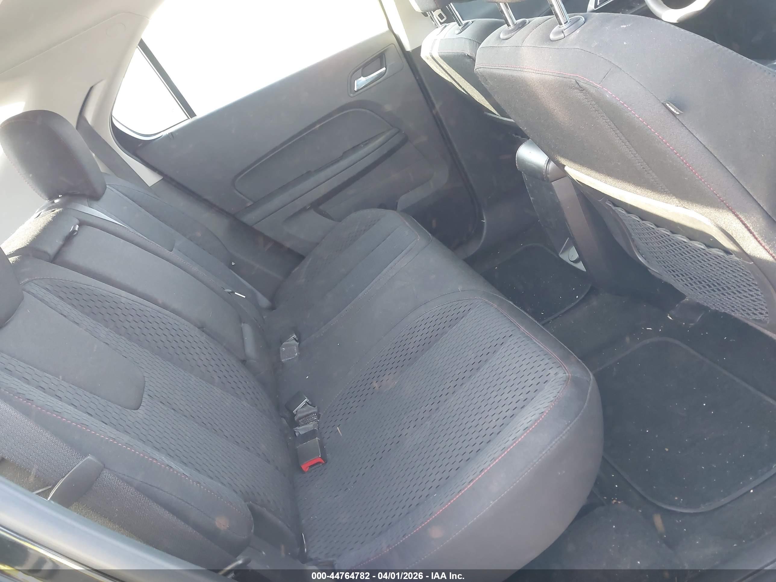 CHEVROLET EQUINOX image 8