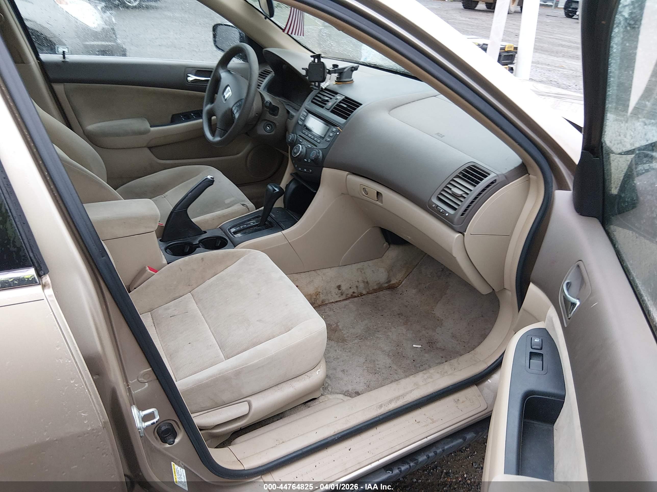HONDA ACCORD image 5