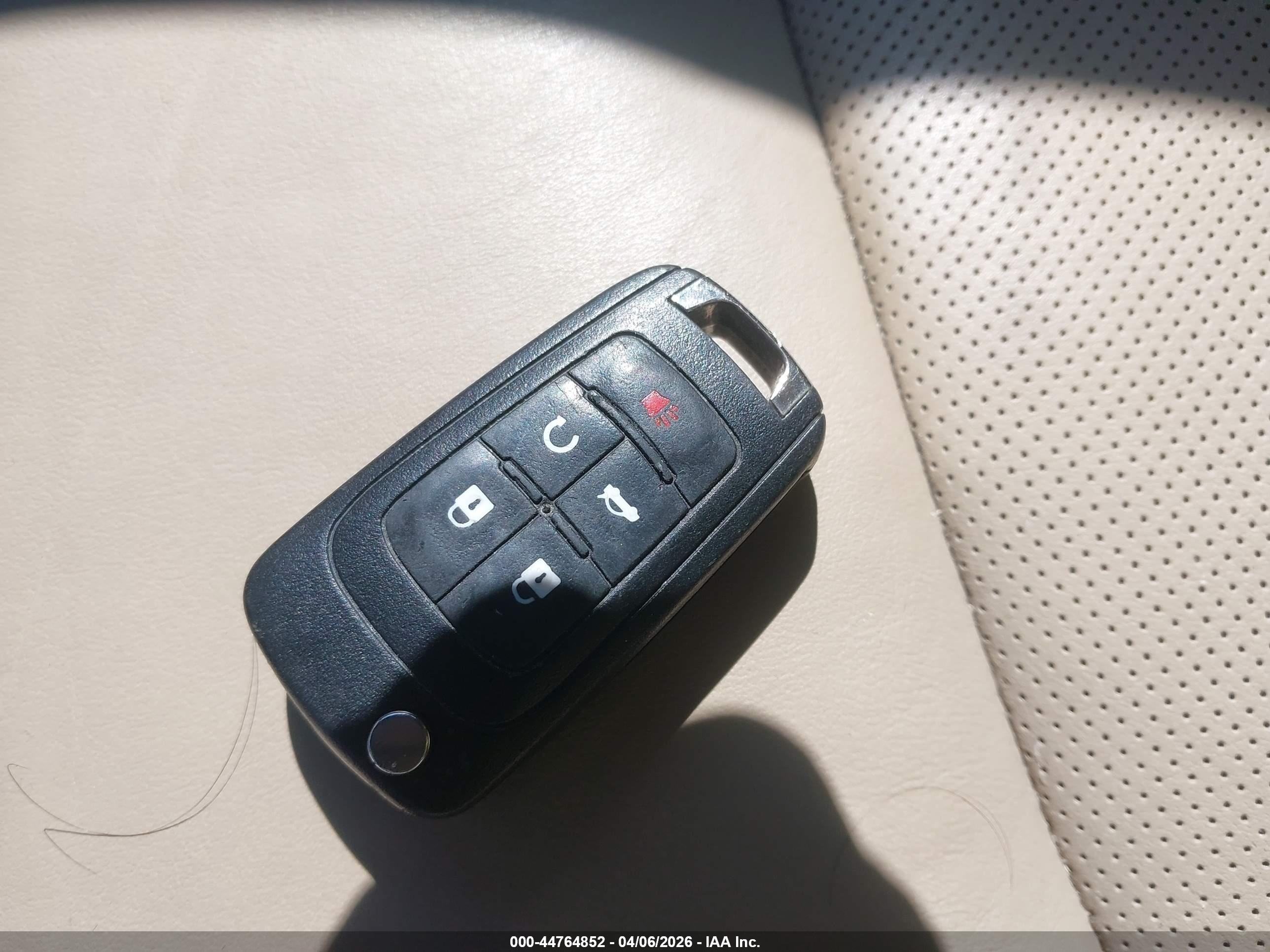 BUICK LACROSSE image 11