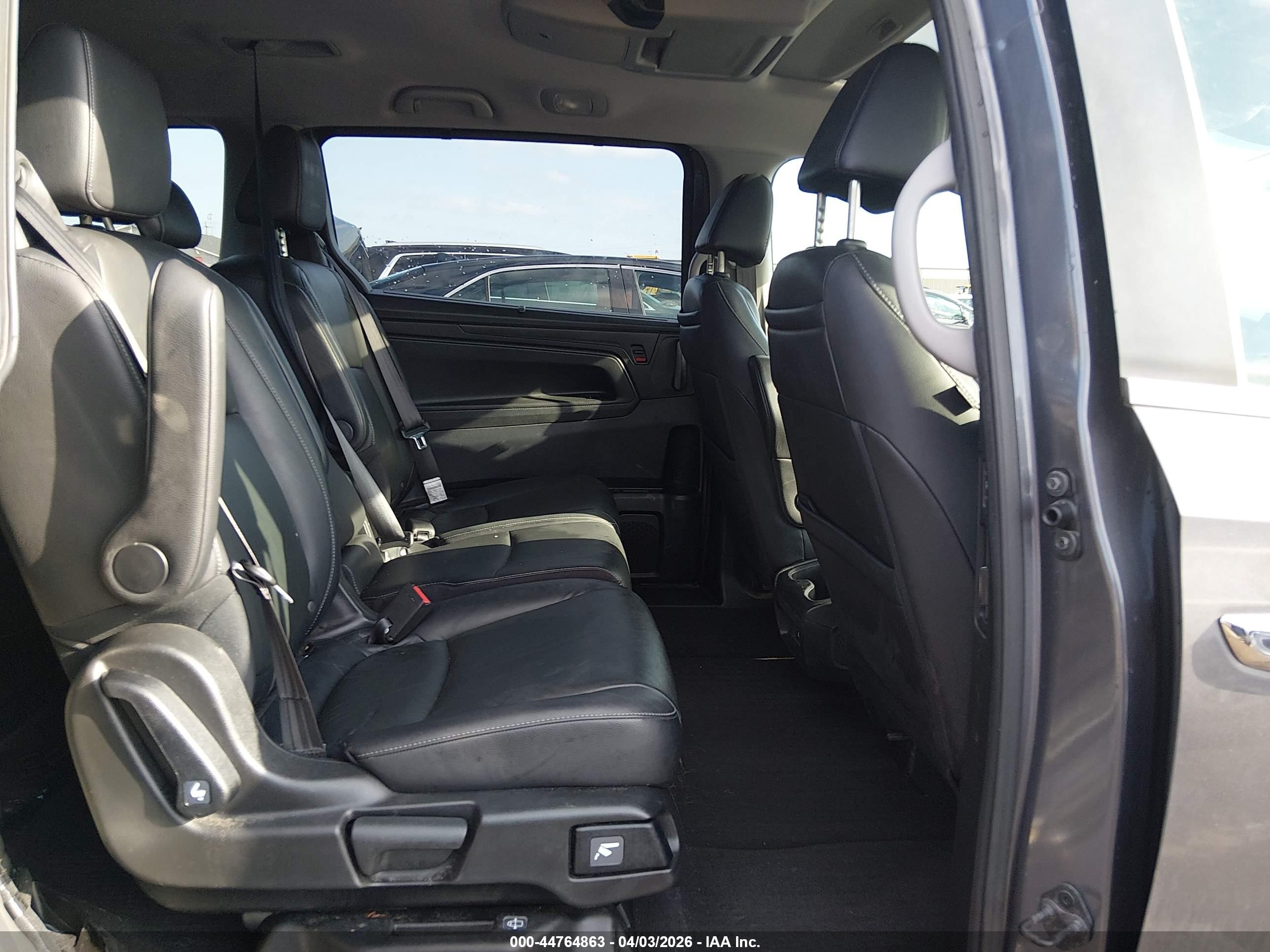 HONDA ODYSSEY image 8
