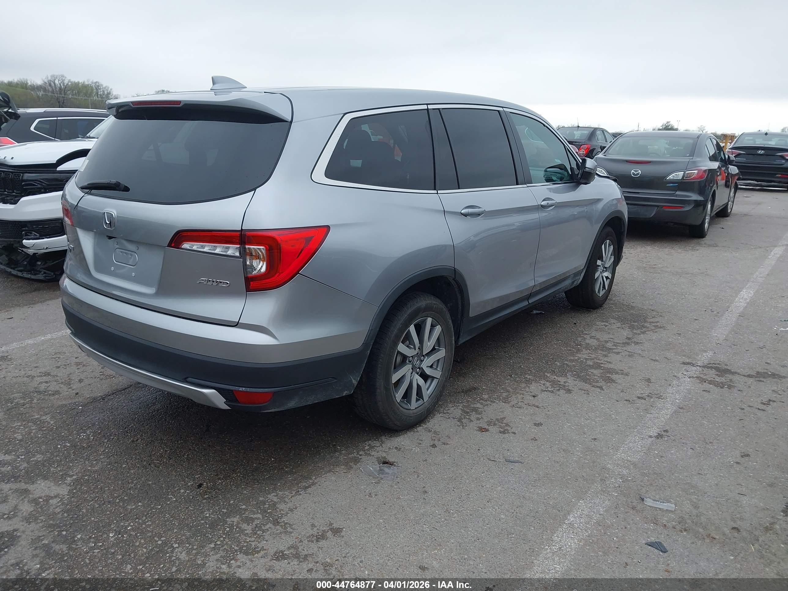 HONDA PILOT image 4