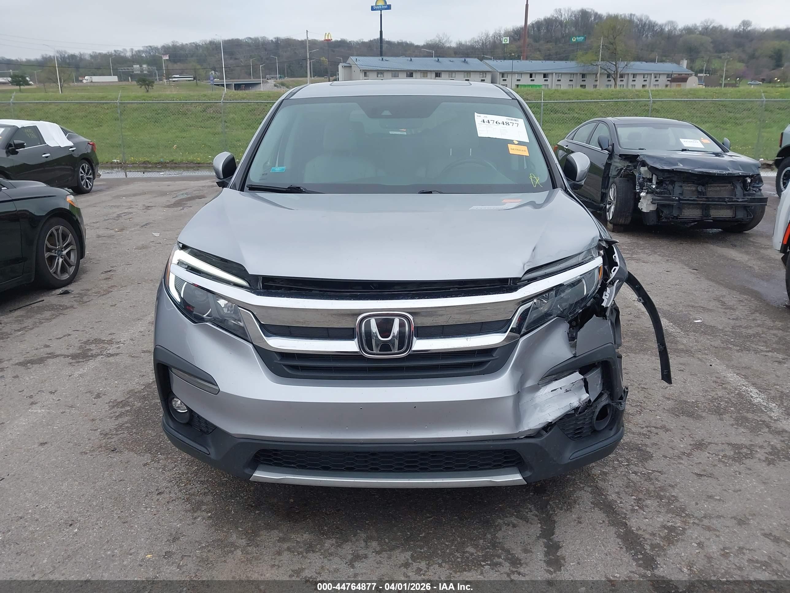 HONDA PILOT image 6