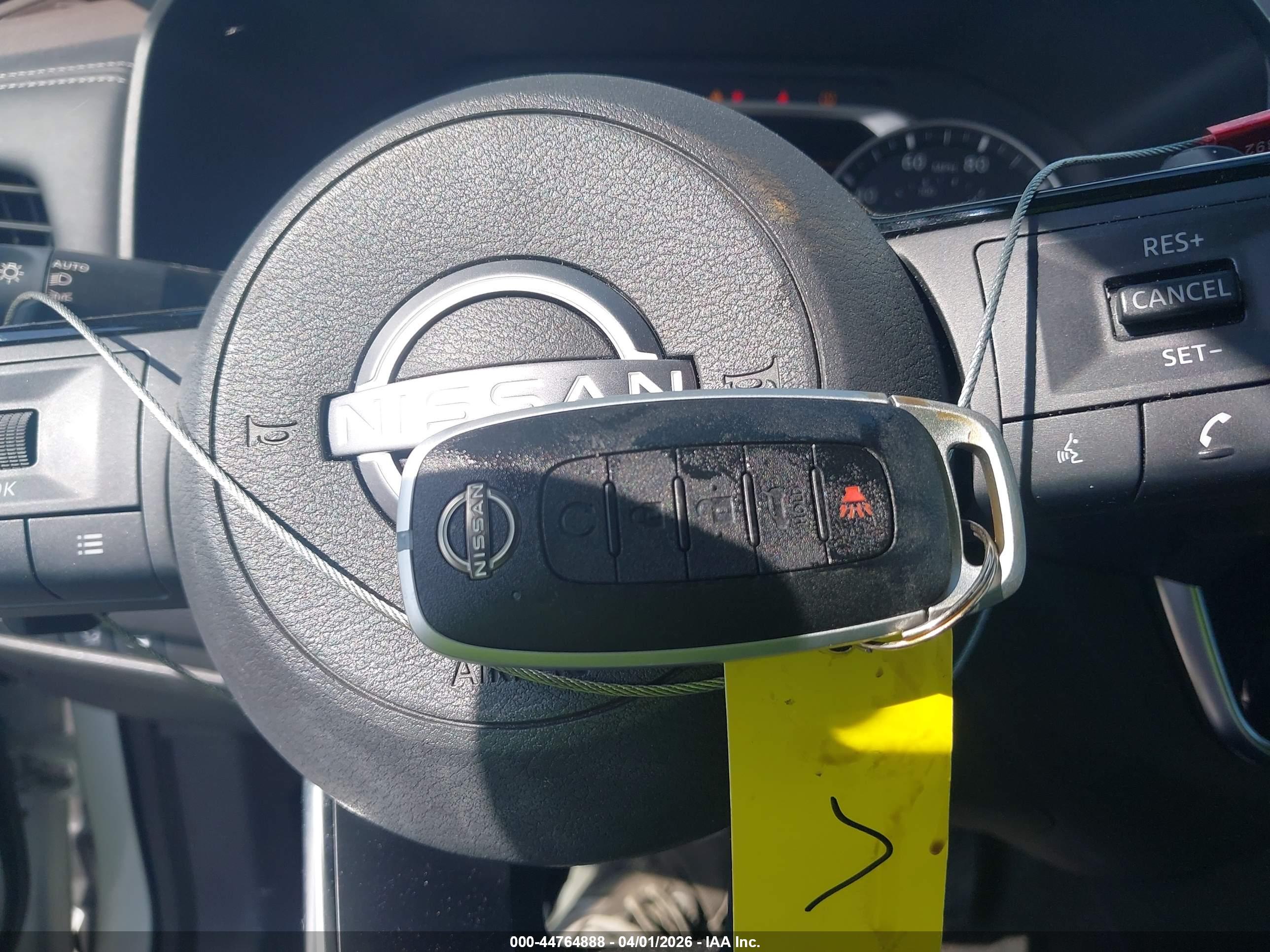 NISSAN ROGUE image 11