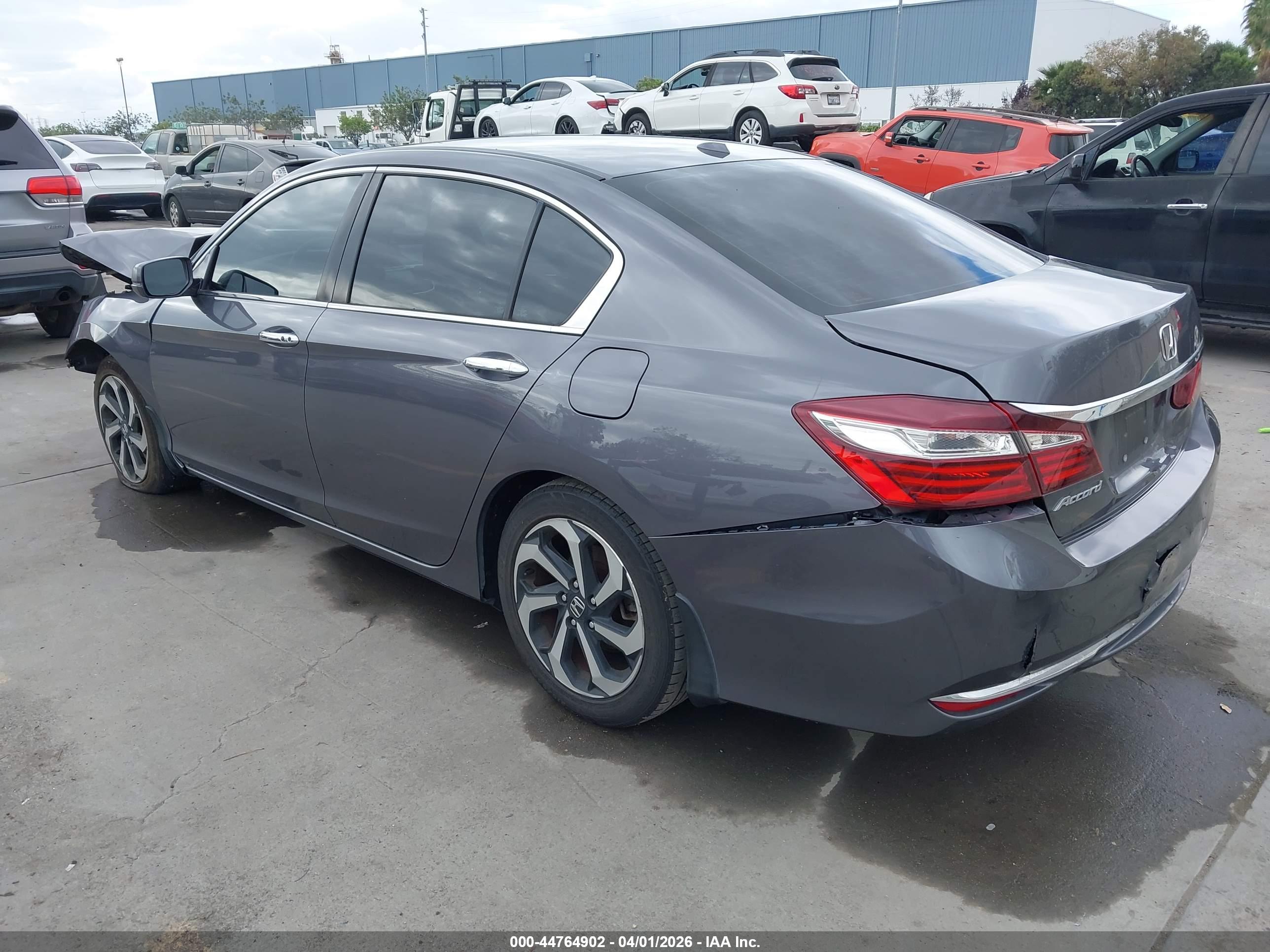 HONDA ACCORD image 3