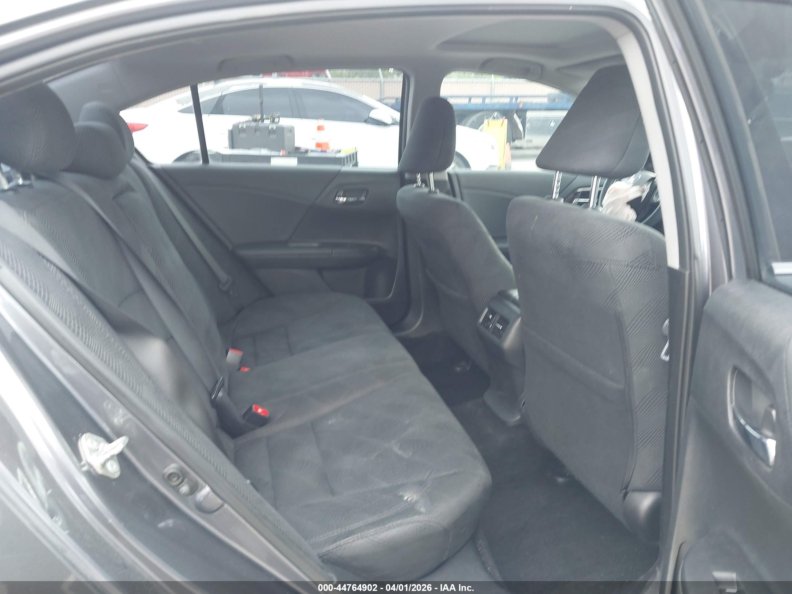 HONDA ACCORD image 8