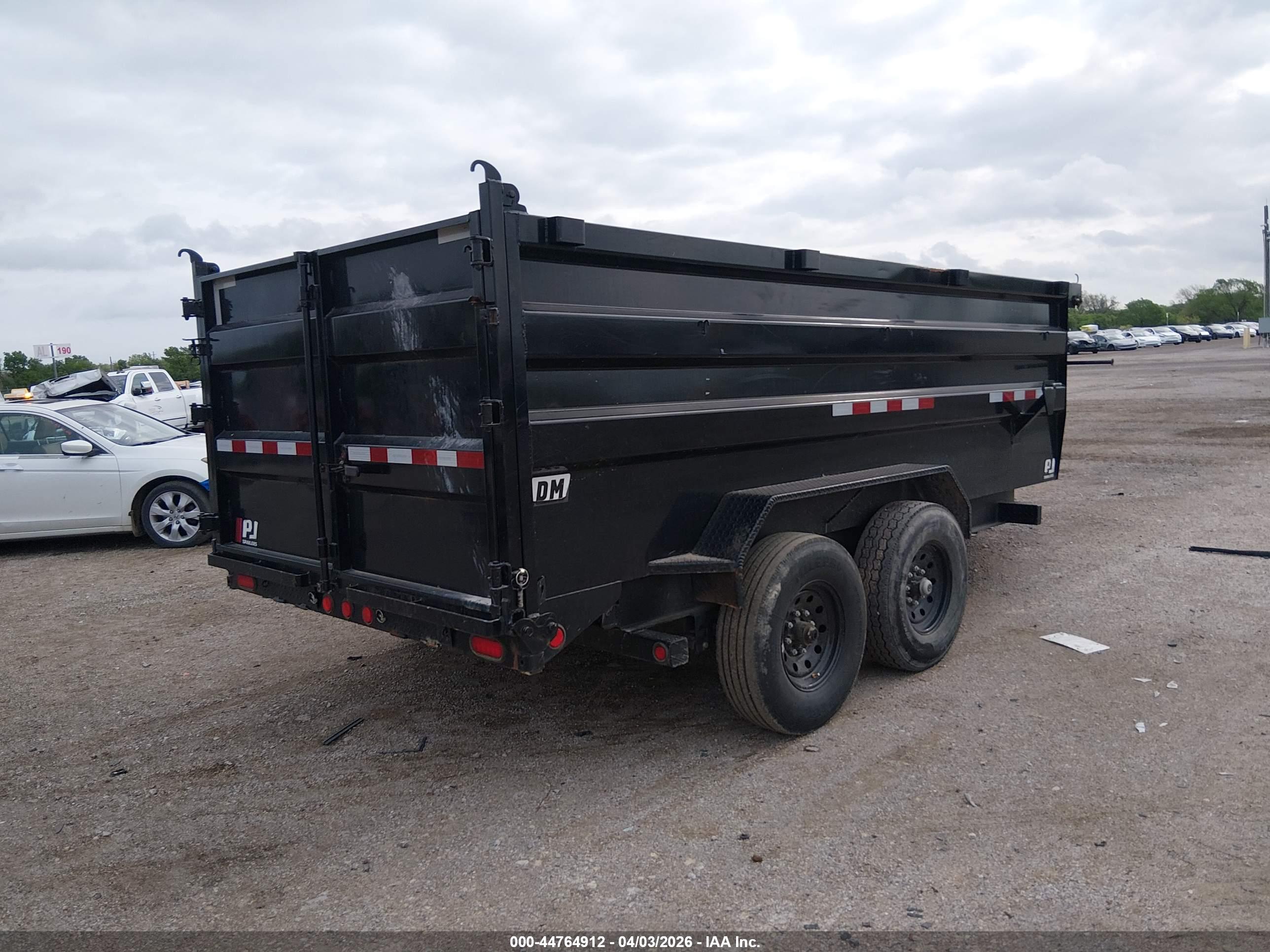 PJ TRAILERS image 4