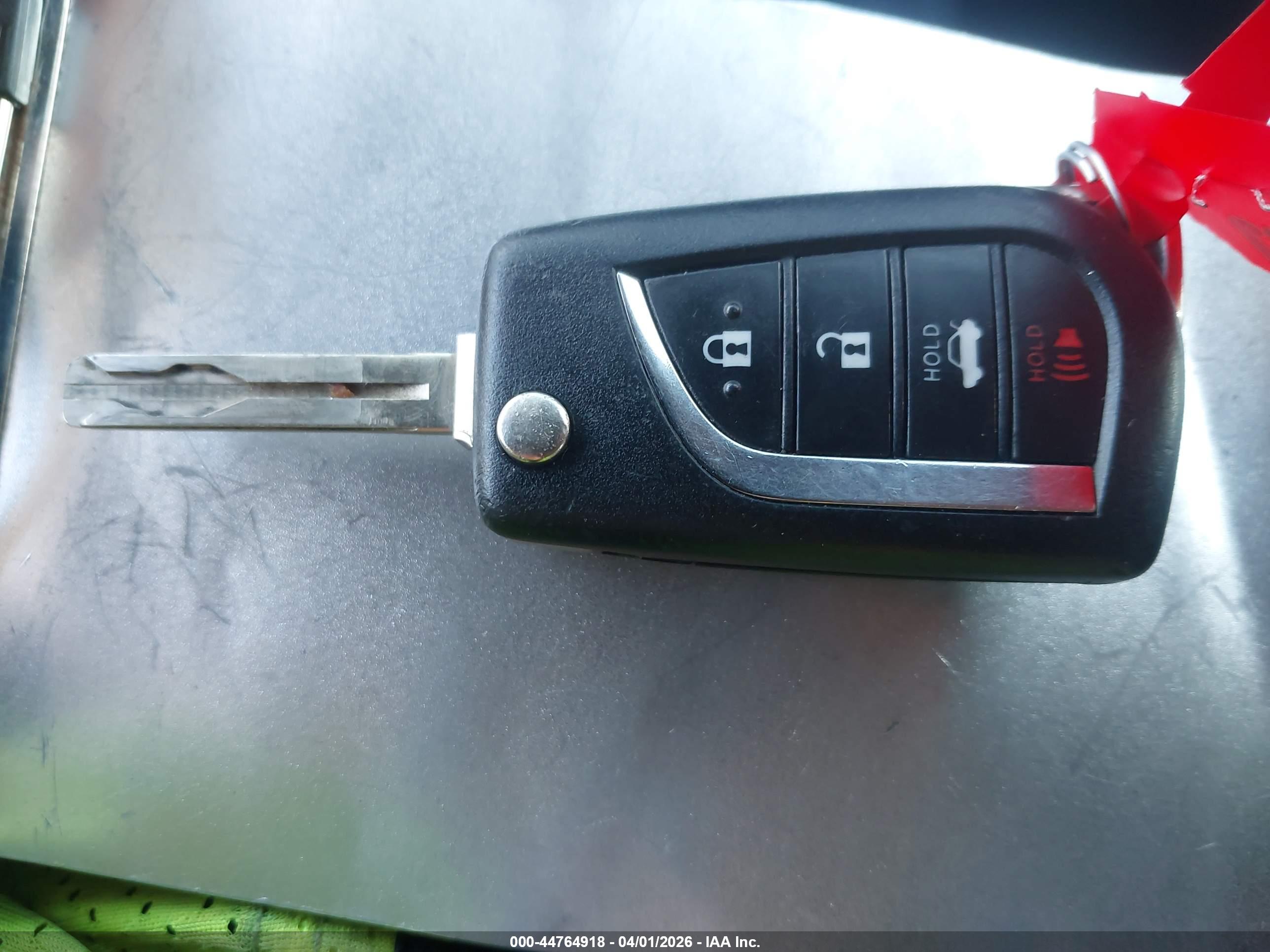 TOYOTA CAMRY image 11