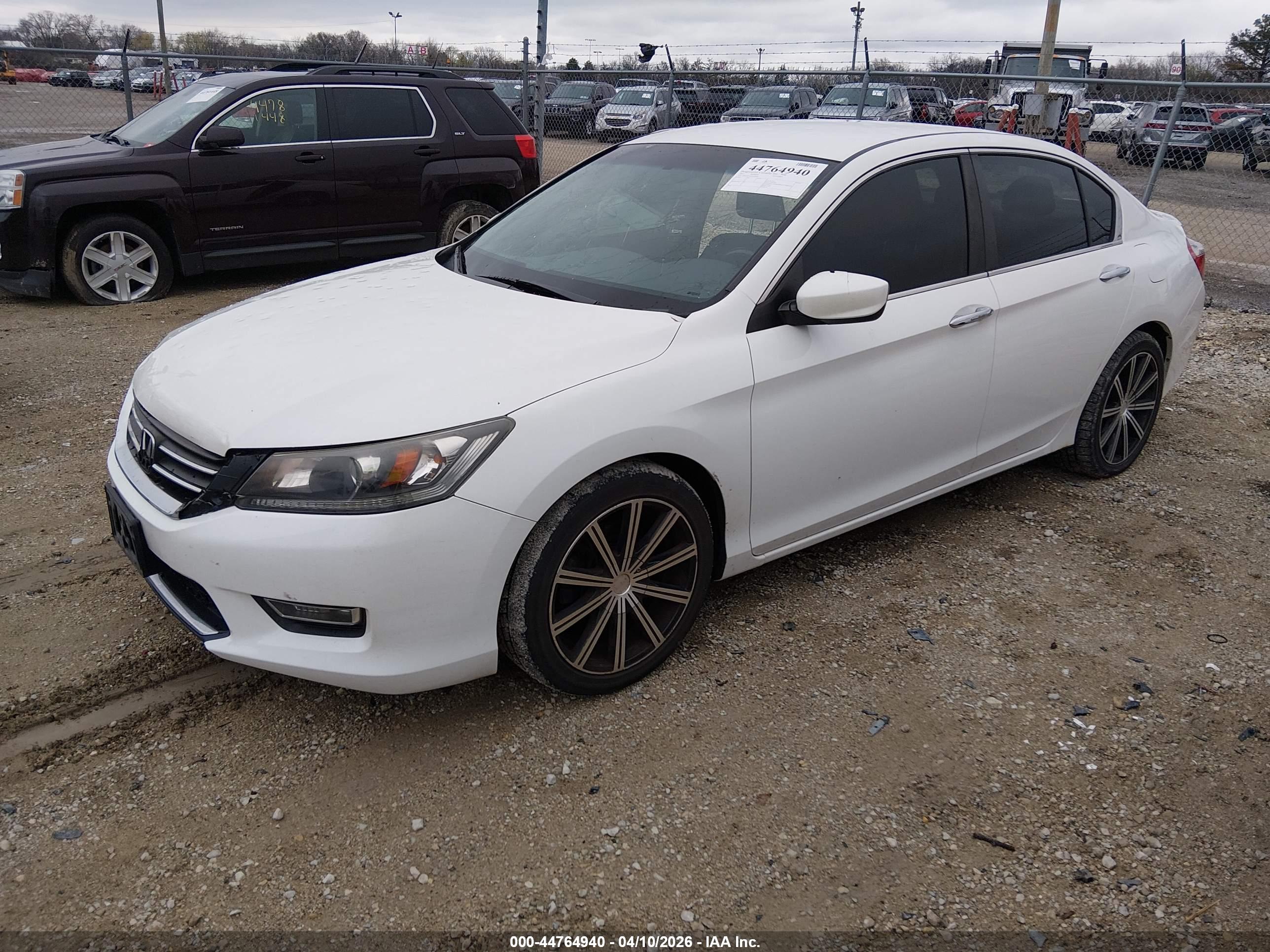 HONDA ACCORD image 2