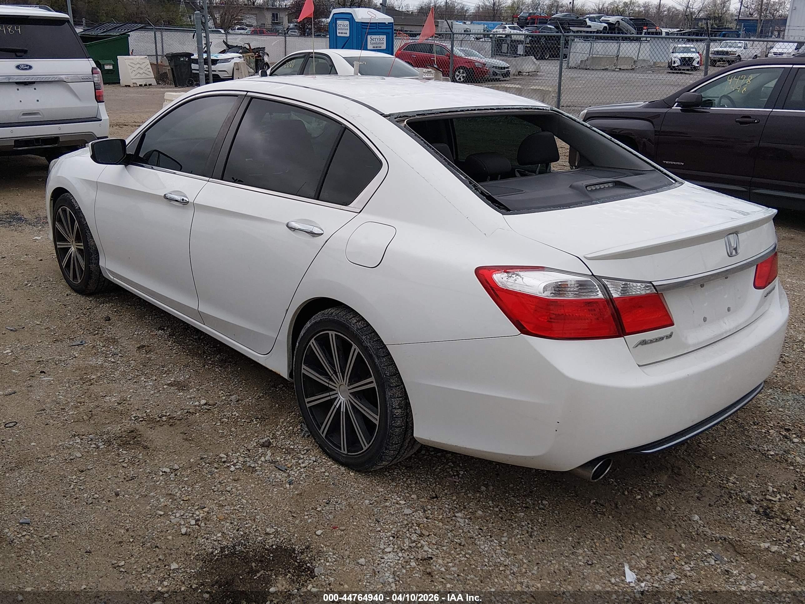 HONDA ACCORD image 3