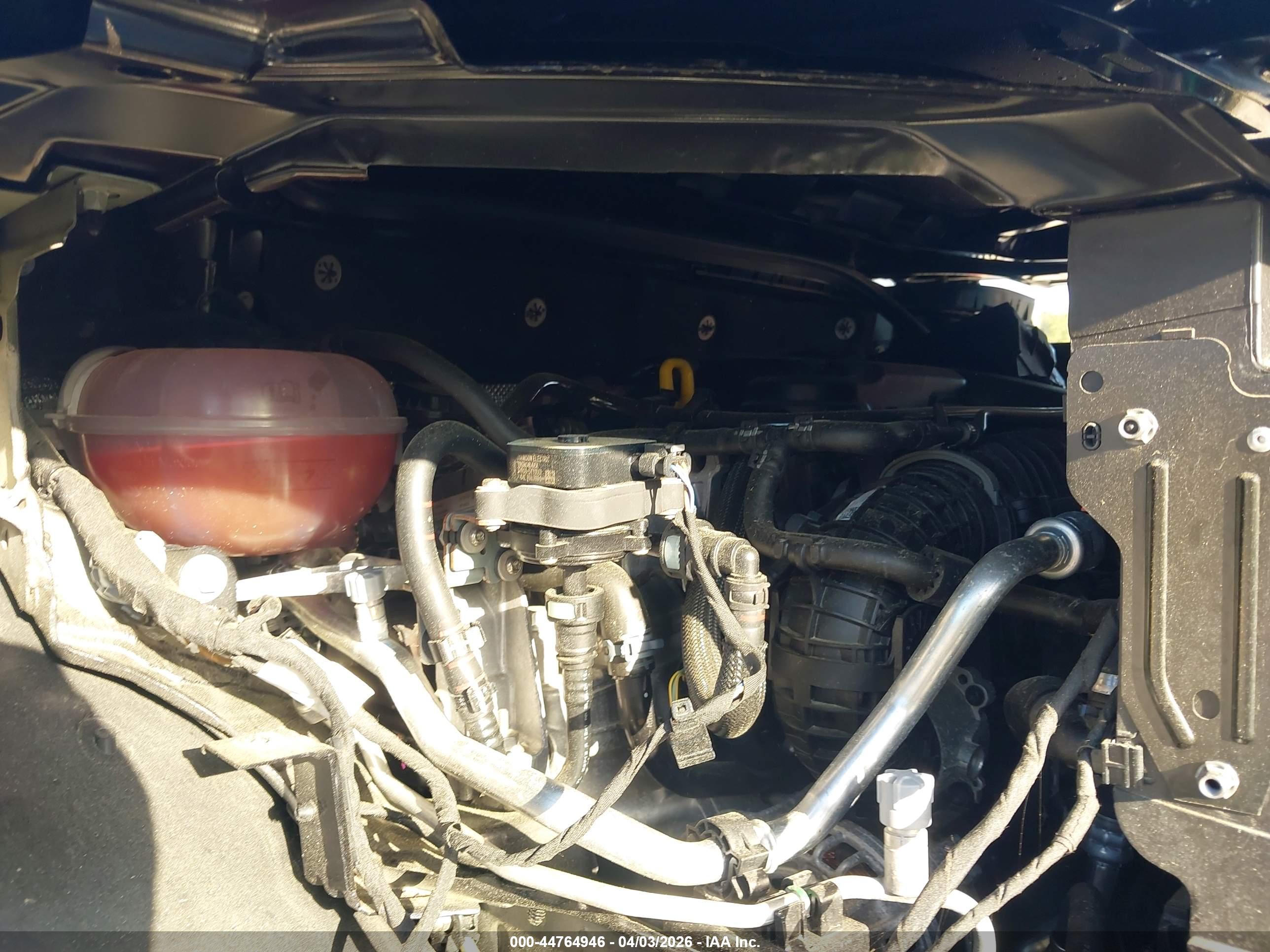 VOLKSWAGEN TAOS image 10